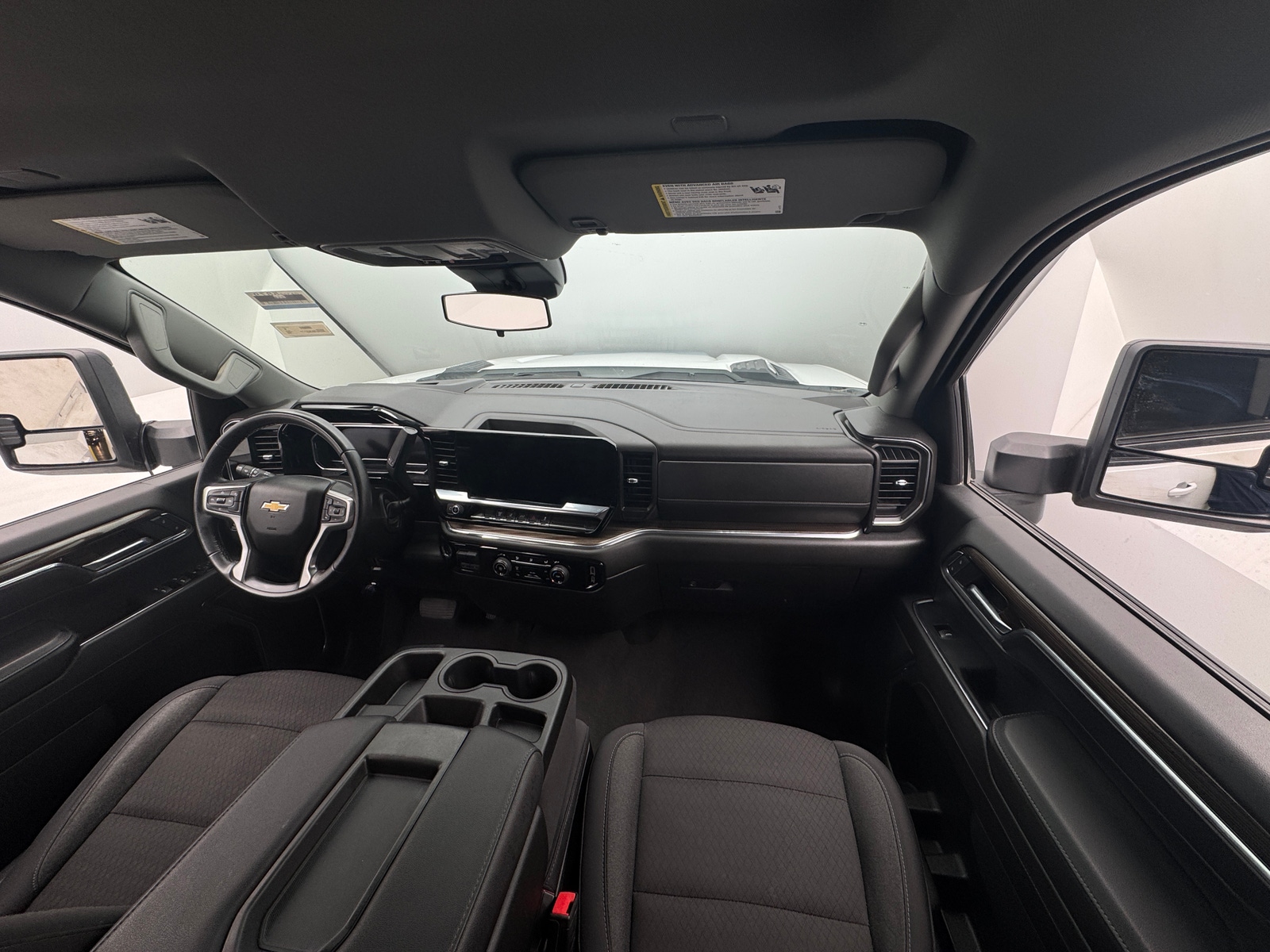 Thumbnail: 2024 Chevrolet Silverado 2500 - 3