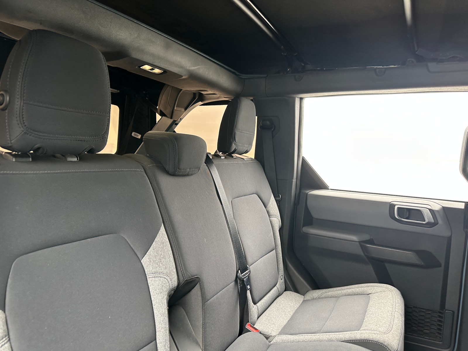 Thumbnail: 2021 Ford Bronco - 6