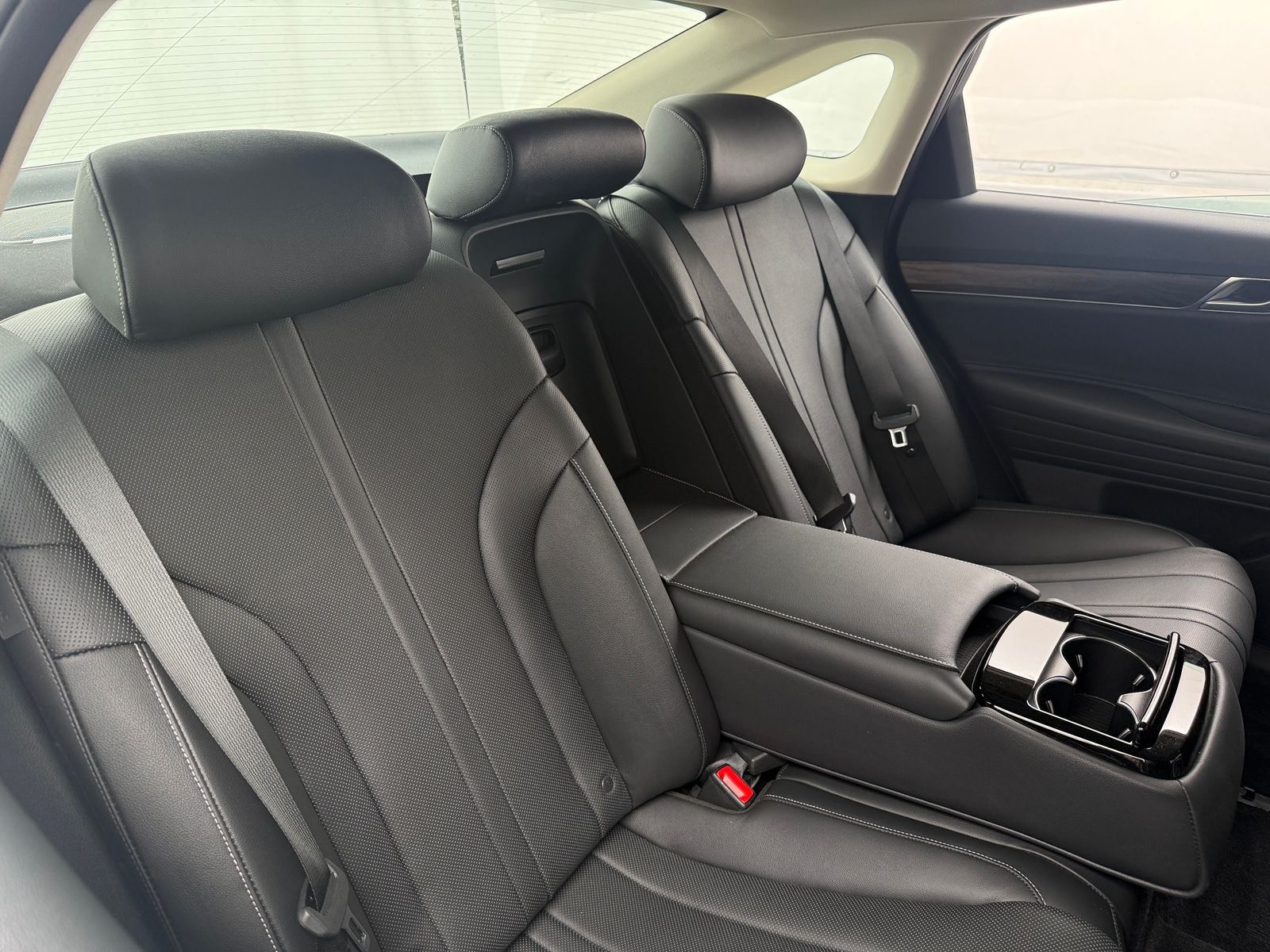 Thumbnail: 2024 Genesis G80 - 5