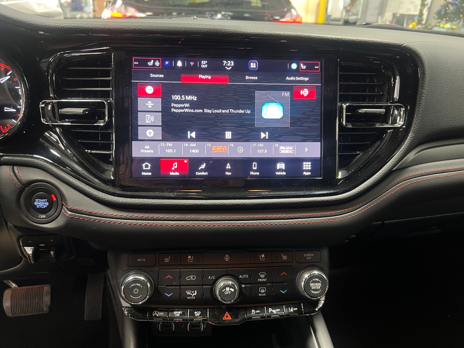 Thumbnail: 2025 Dodge Durango - 3