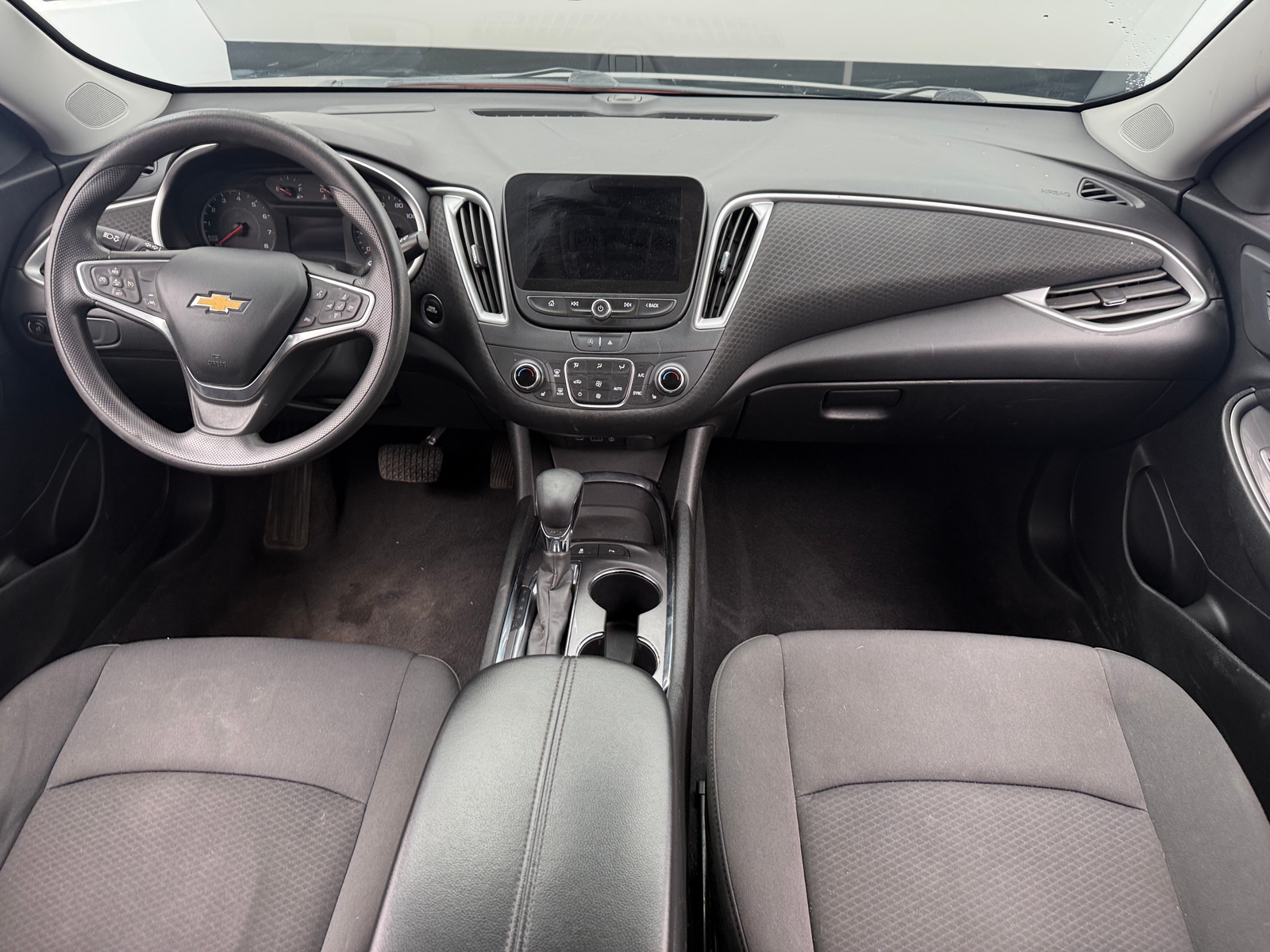 Thumbnail: 2023 Chevrolet Malibu - 3