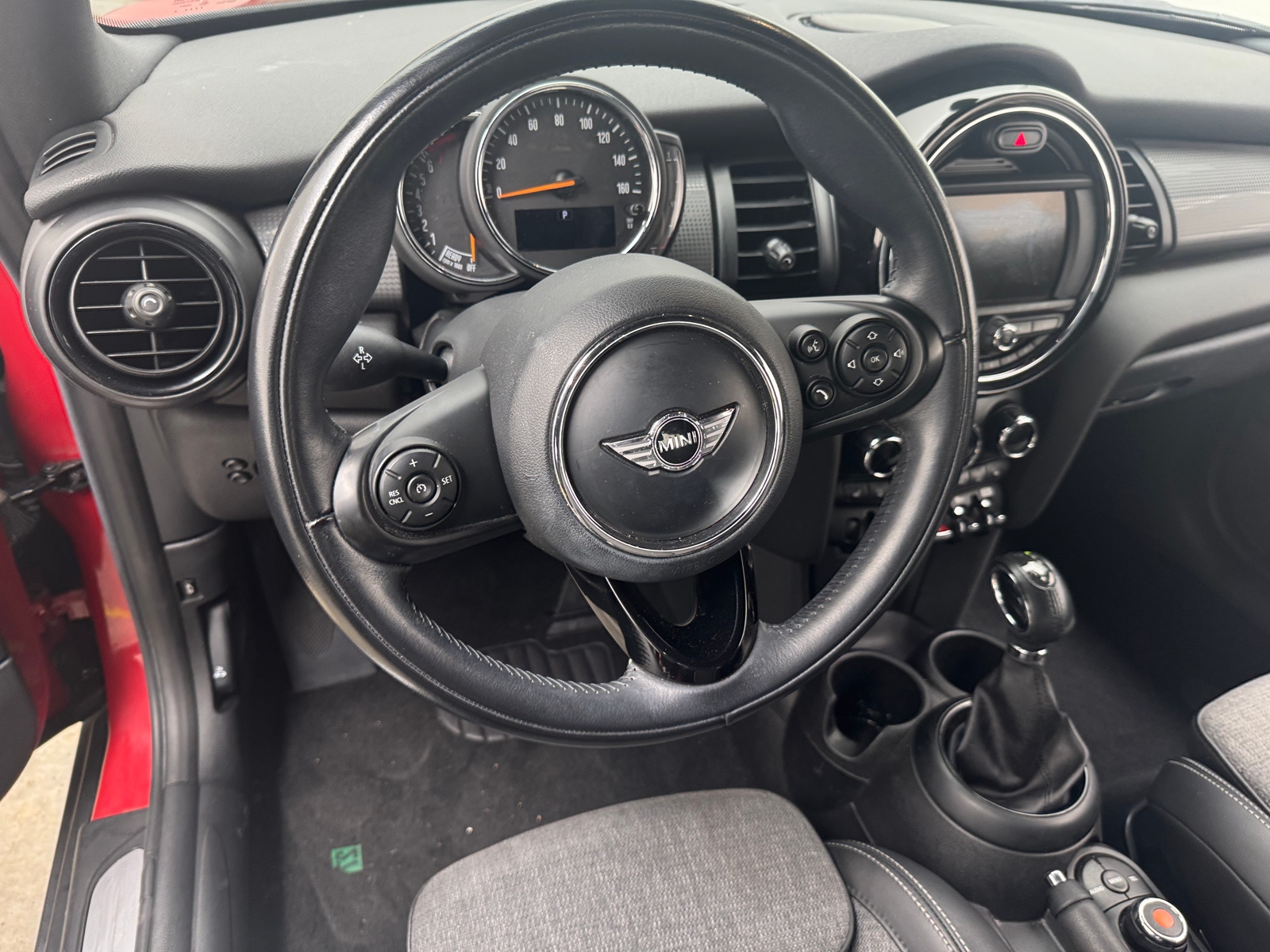 Thumbnail: 2018 MINI Cooper Convertible - 5