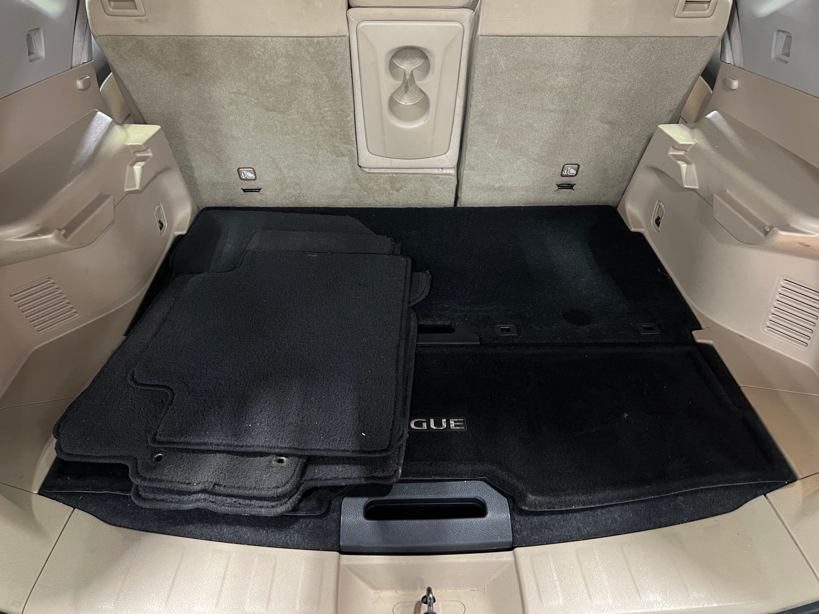 Thumbnail: 2016 Nissan Rogue - 7