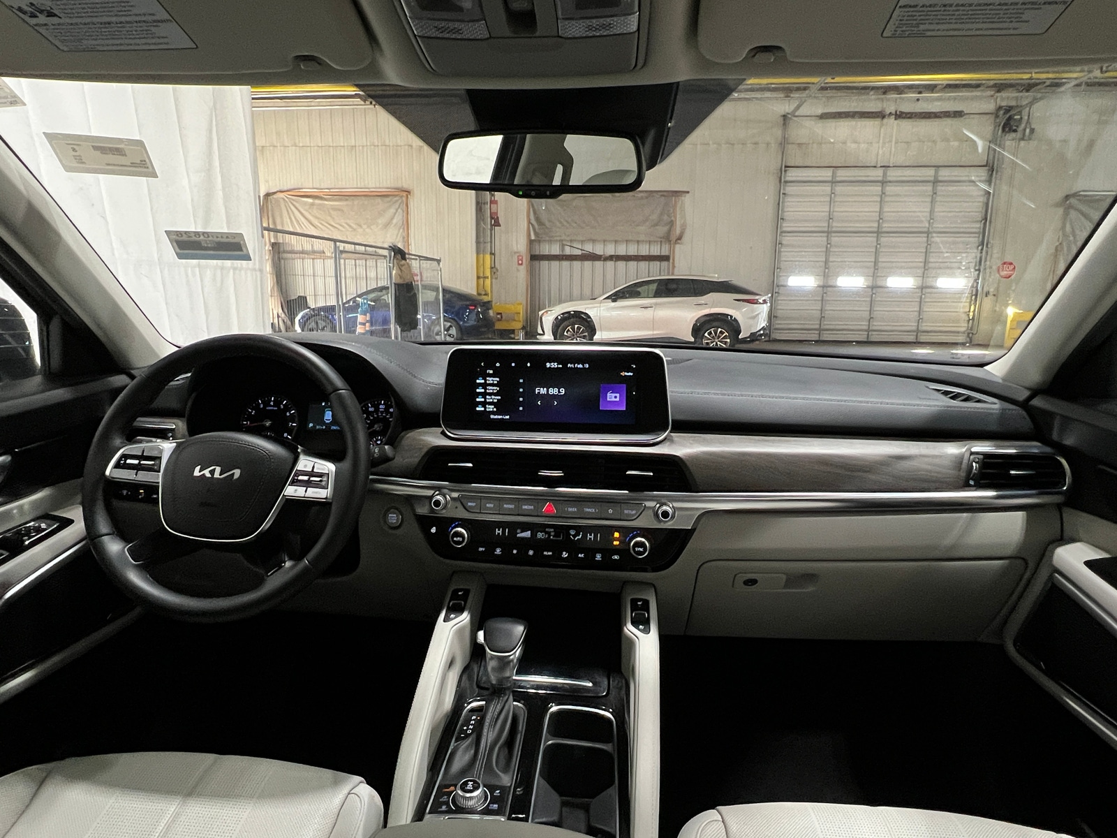 Thumbnail: 2022 Kia Telluride - 2