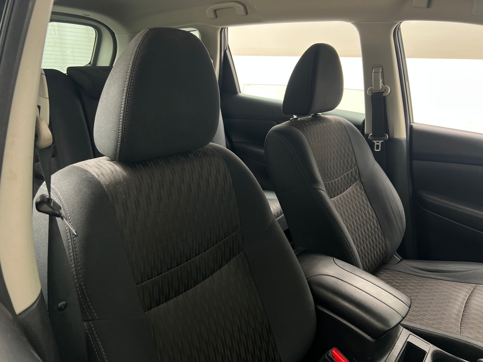 Thumbnail: 2019 Nissan Rogue - 2