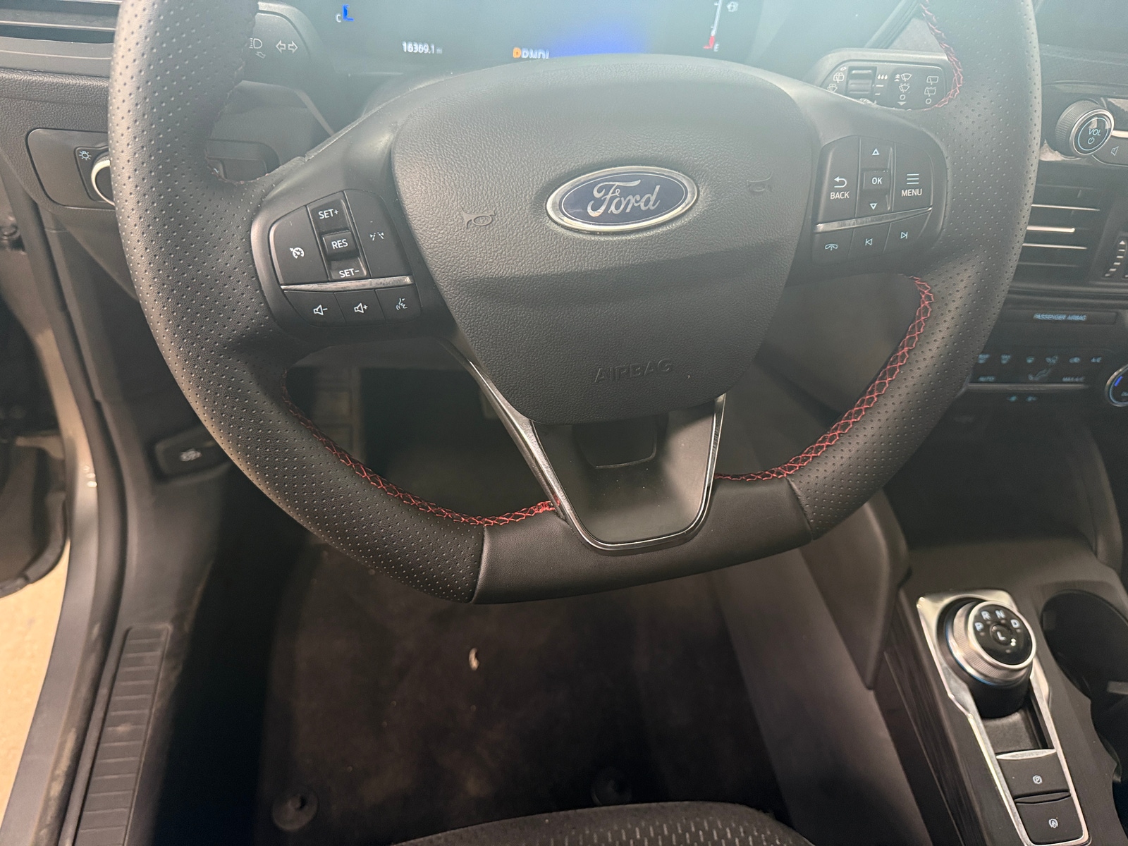 Thumbnail: 2025 Ford Escape - 4