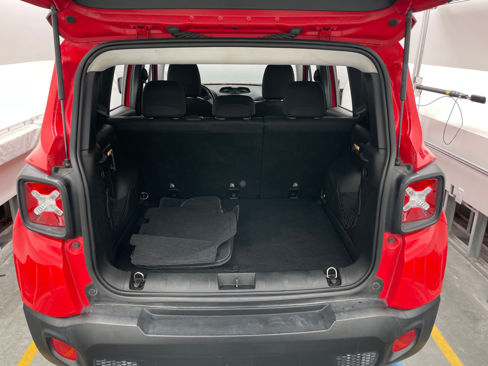 Thumbnail: 2016 Jeep Renegade - 7