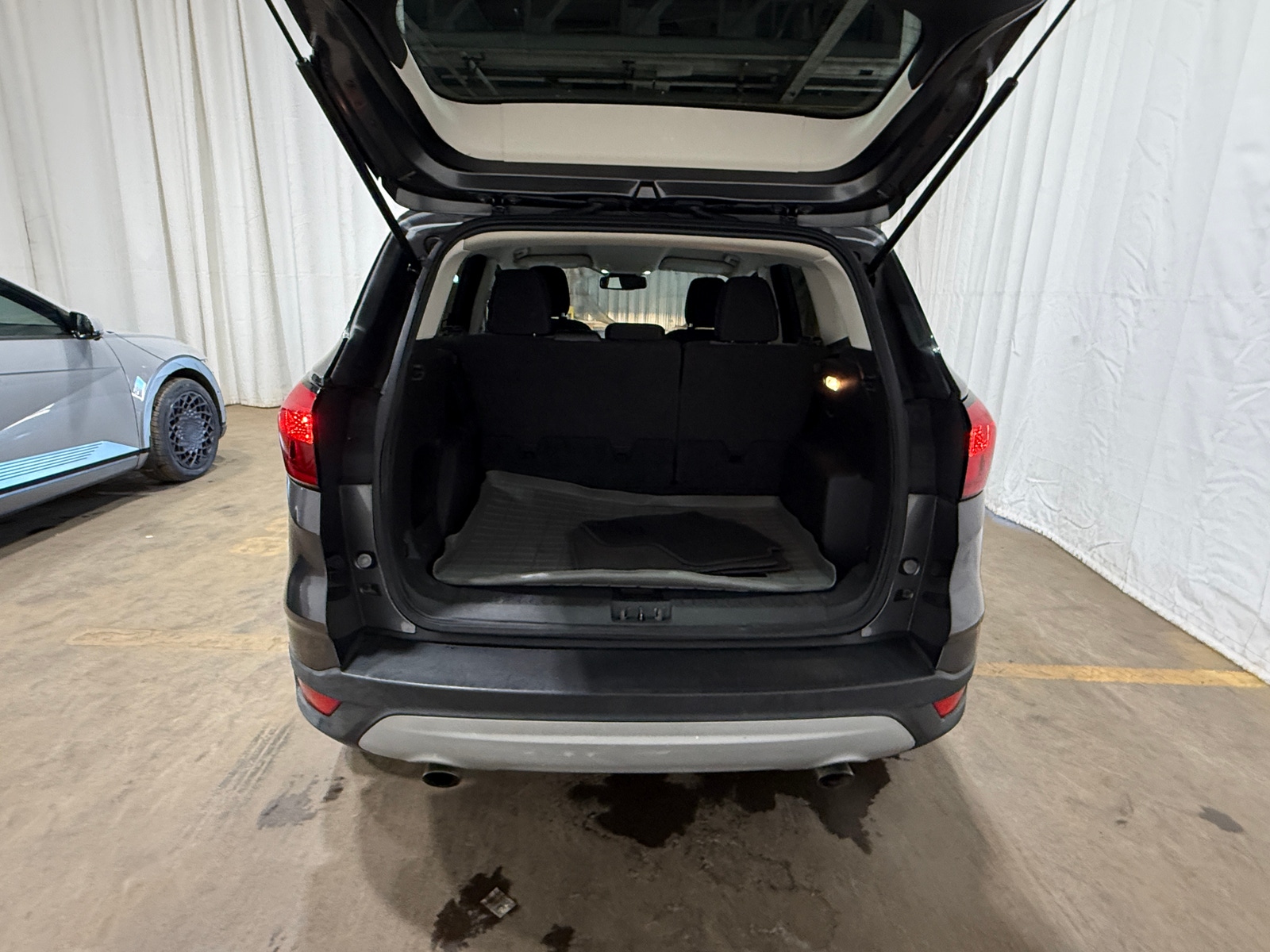 Thumbnail: 2019 Ford Escape - 7