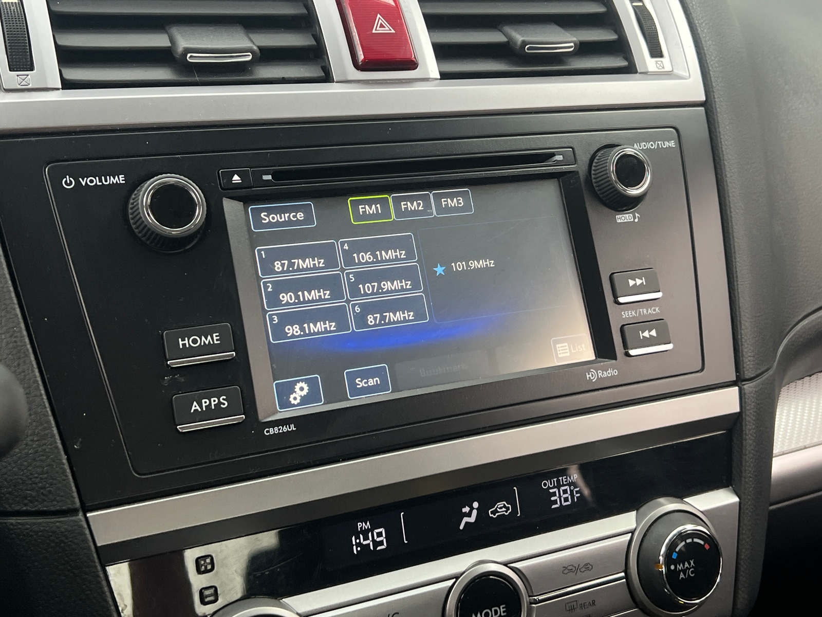 Thumbnail: 2017 Subaru Legacy - 4