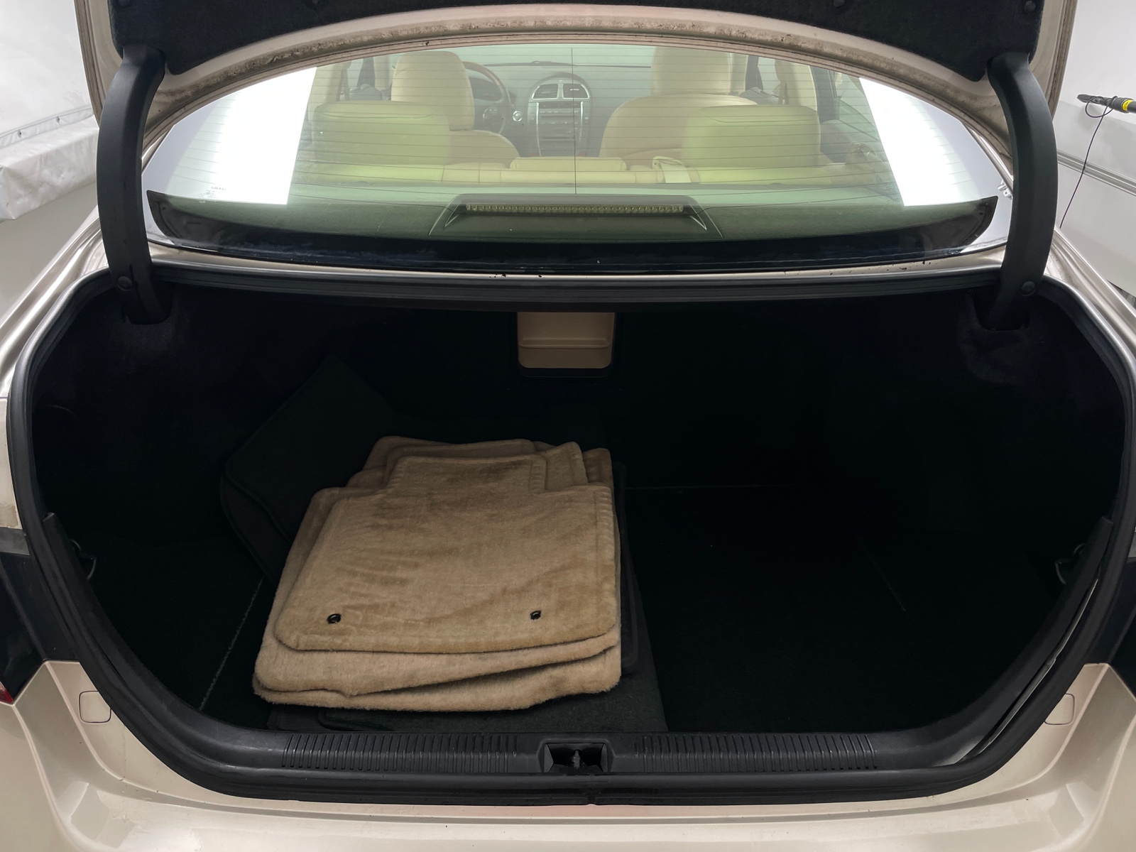 Thumbnail: 2012 Lexus ES - 6