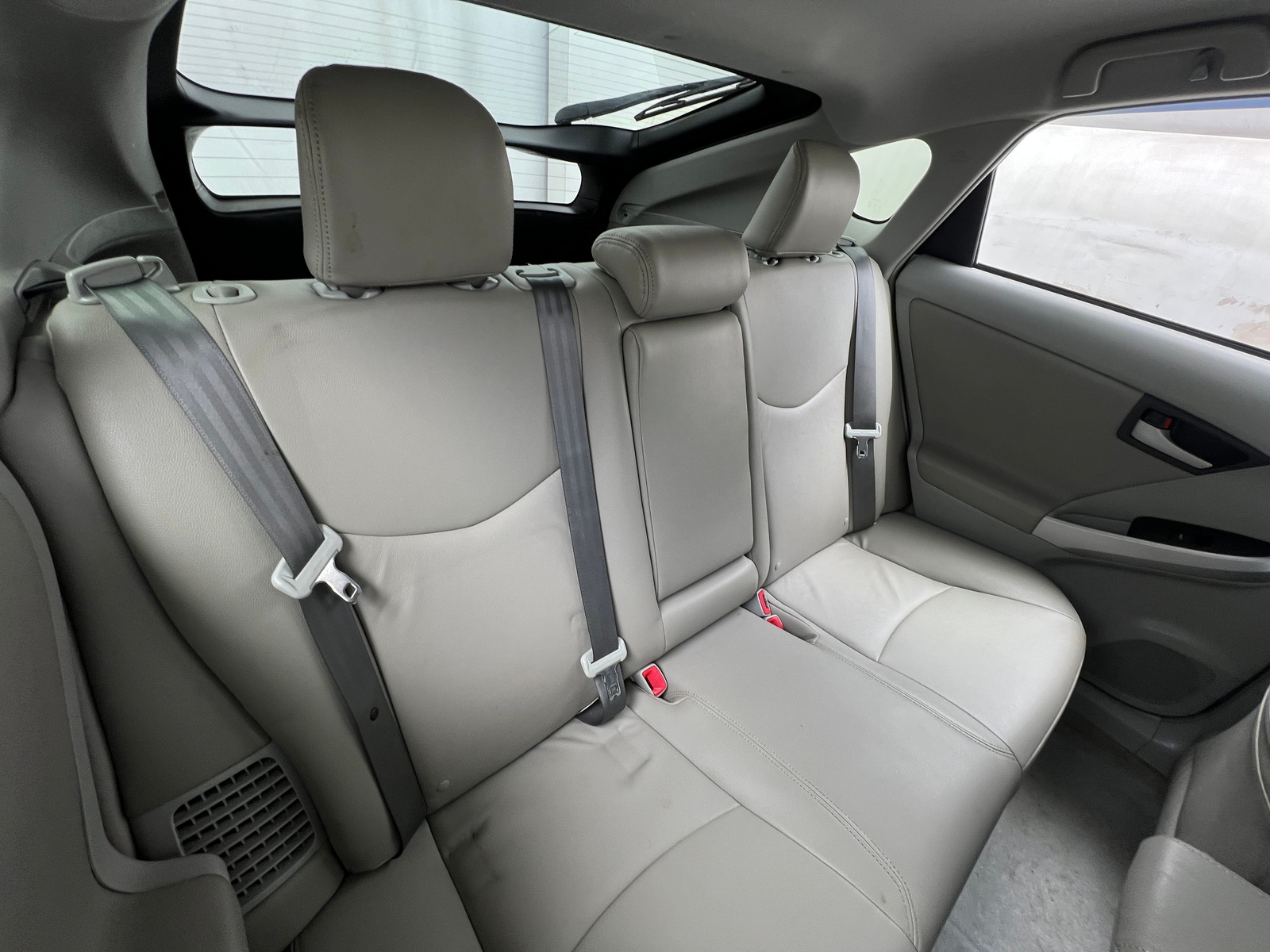 Thumbnail: 2011 Toyota Prius - 6