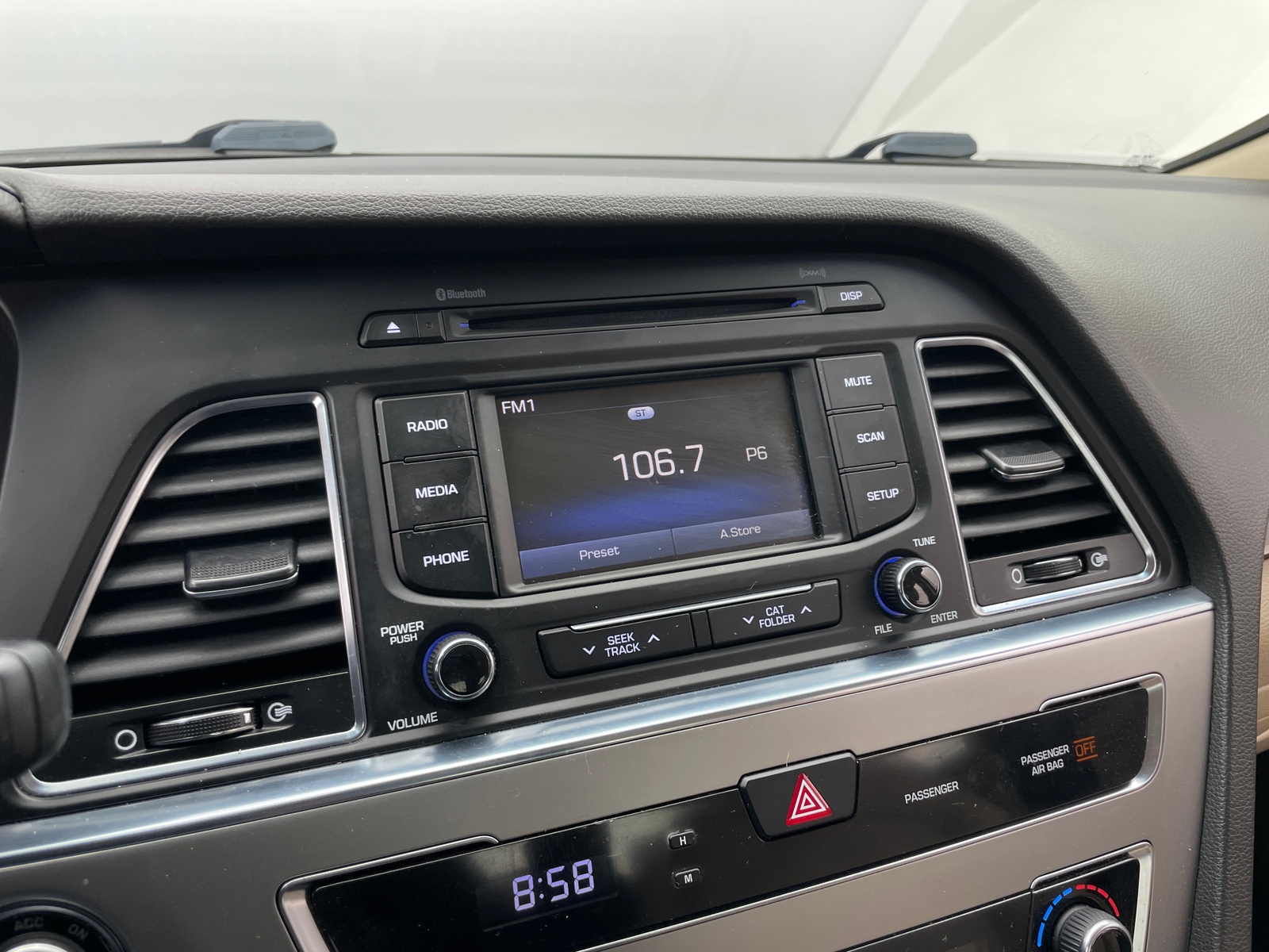 Thumbnail: 2016 Hyundai Sonata - 3