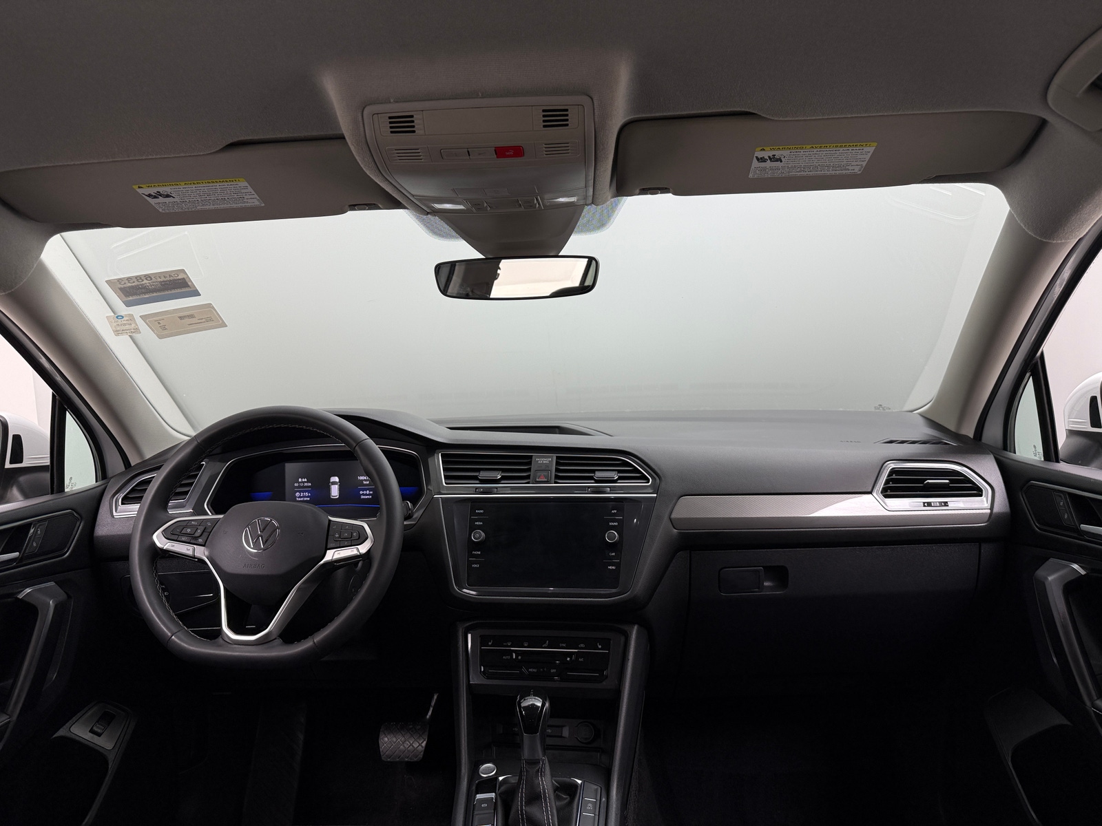 Thumbnail: 2022 Volkswagen Tiguan - 2