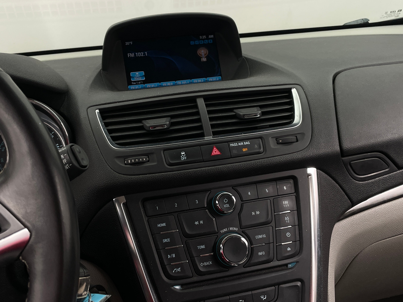 Thumbnail: 2016 Buick Encore - 4