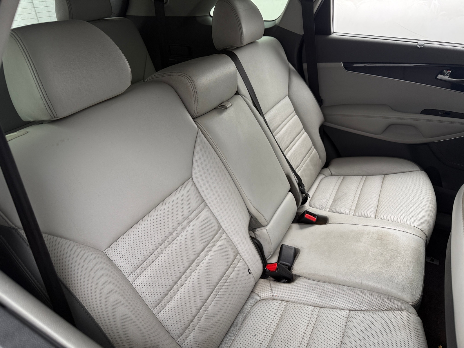 Thumbnail: 2017 Kia Sorento - 5