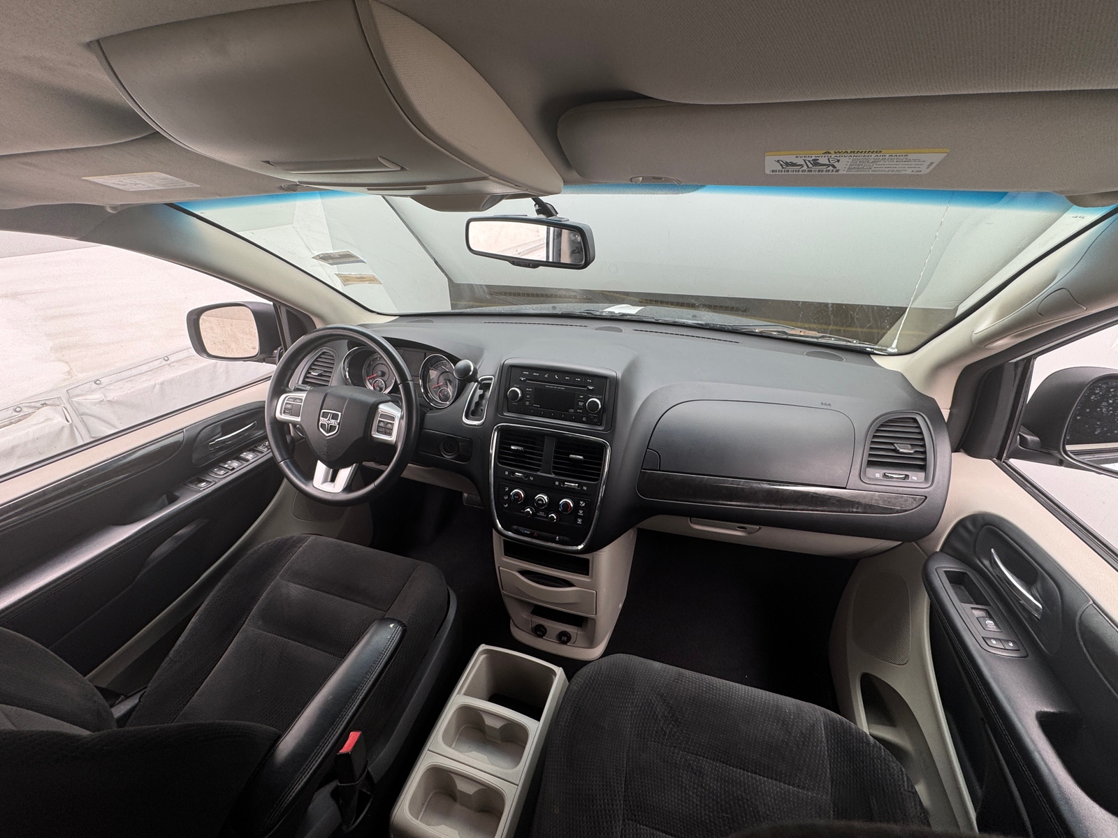 Thumbnail: 2016 Dodge Grand Caravan - 3