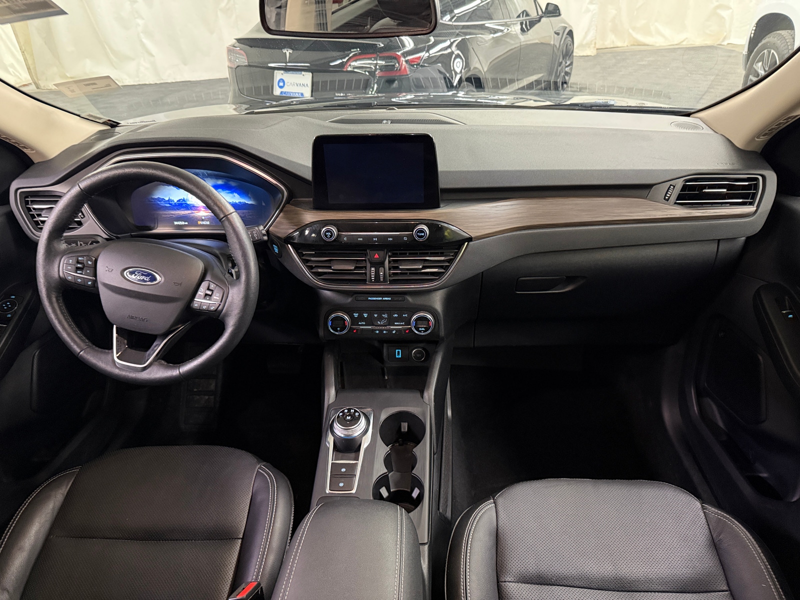 Thumbnail: 2020 Ford Escape - 2