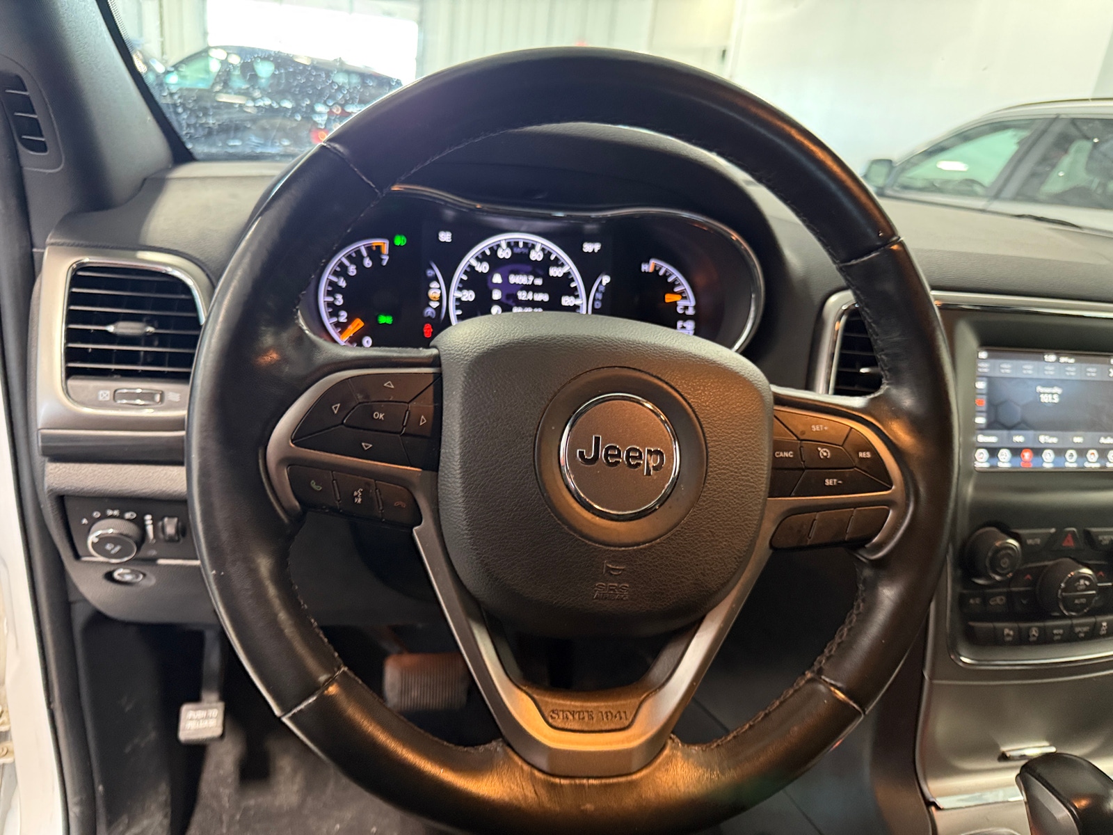 Thumbnail: 2020 Jeep Grand Cherokee - 5