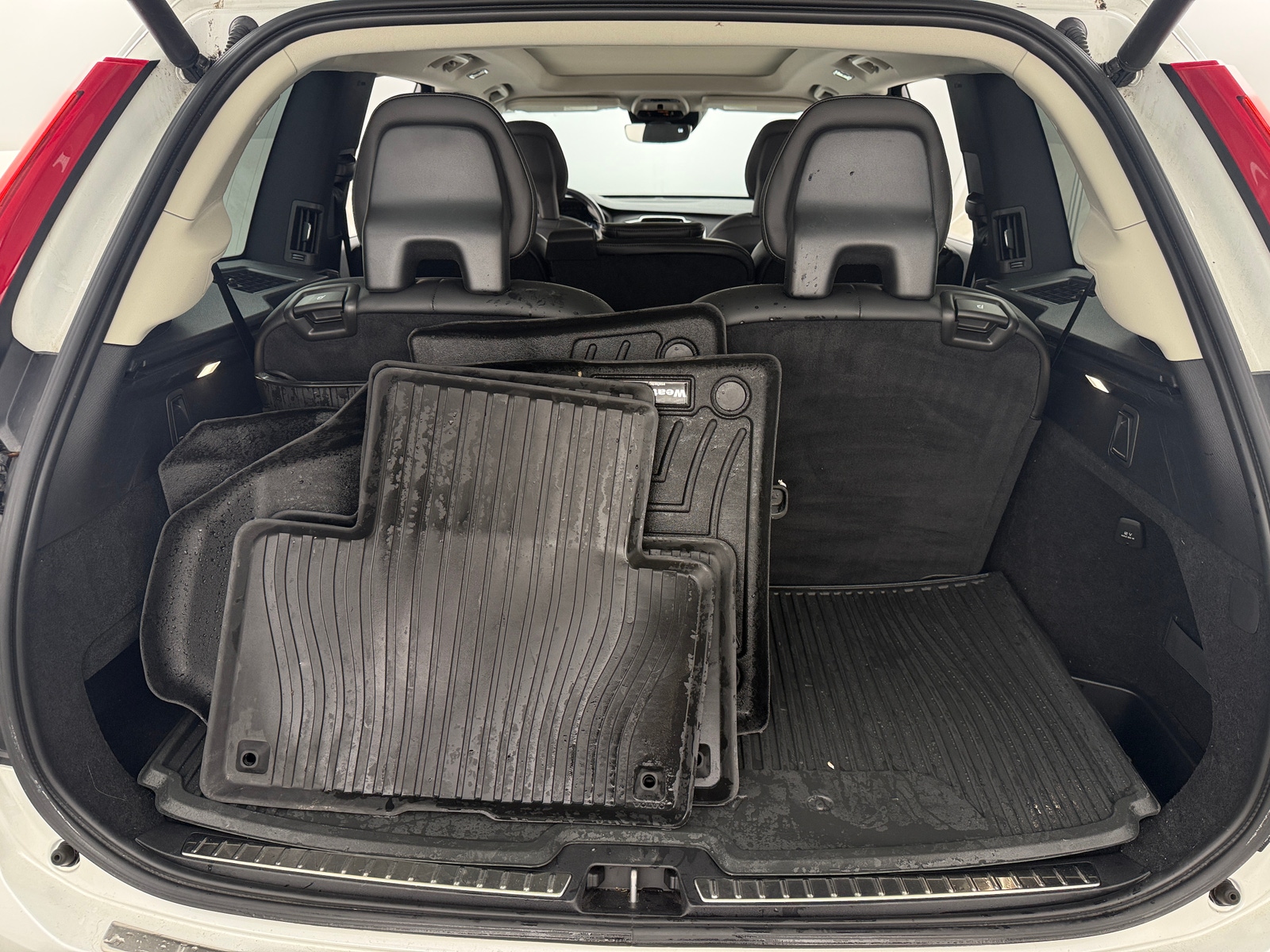 Thumbnail: 2021 Volvo XC90 - 6