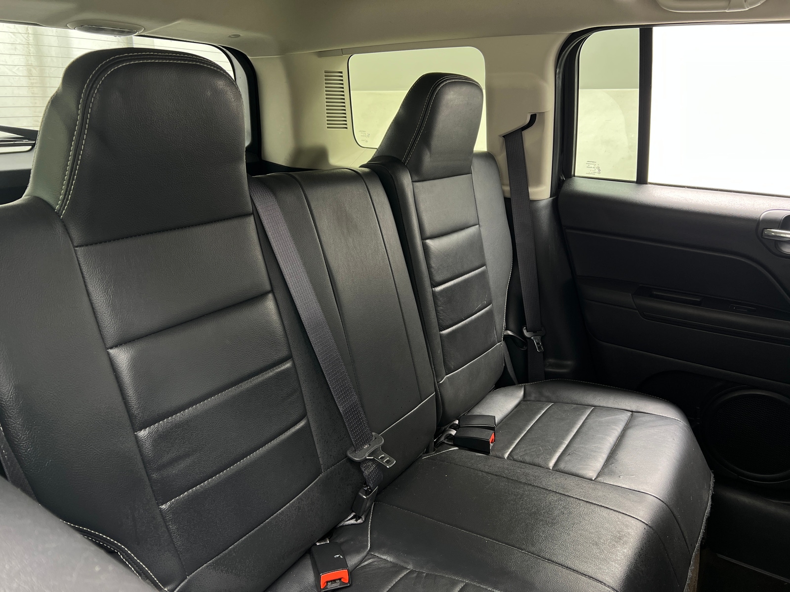 Thumbnail: 2016 Jeep Patriot - 5