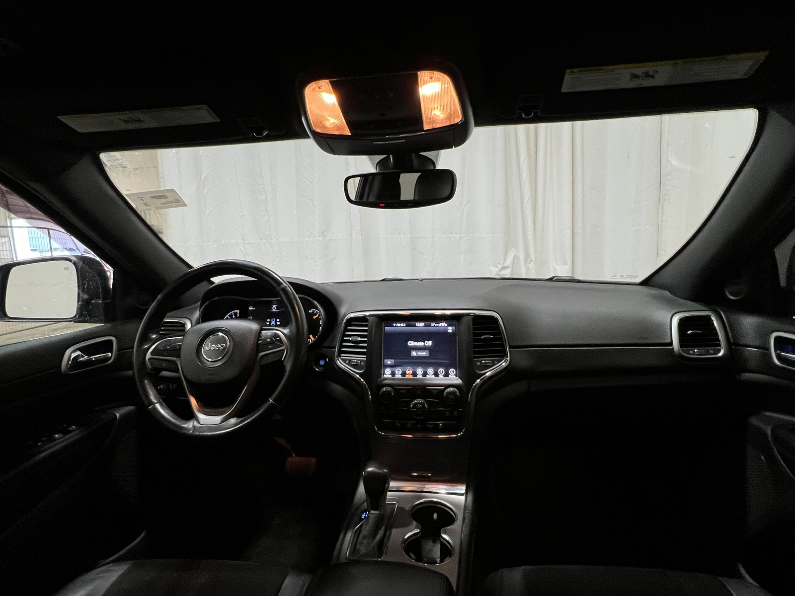 Thumbnail: 2018 Jeep Grand Cherokee - 2