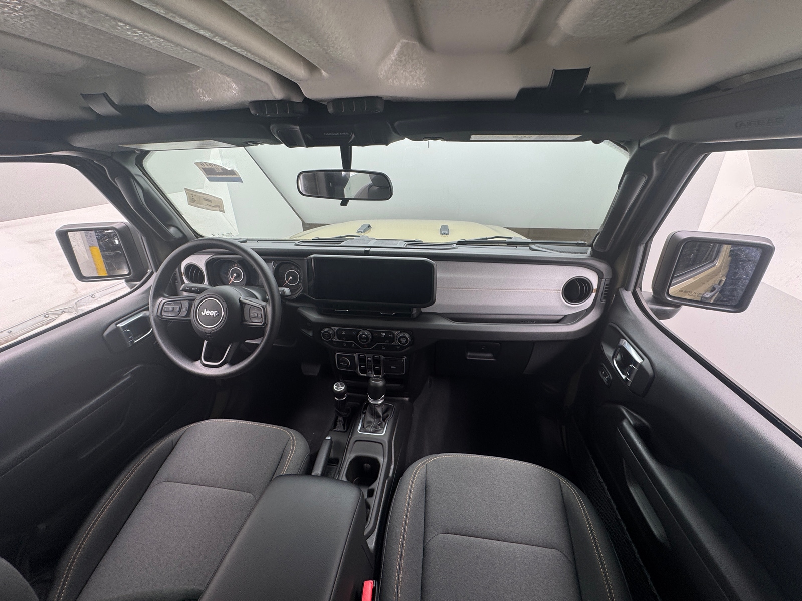 Thumbnail: 2025 Jeep Gladiator - 3