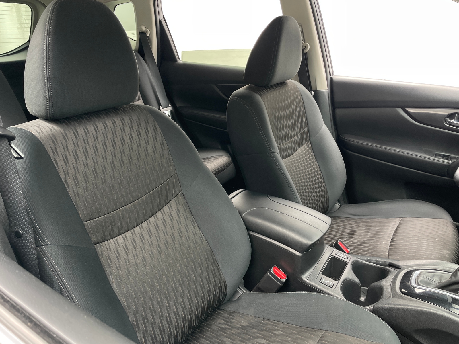 Thumbnail: 2018 Nissan Rogue - 2