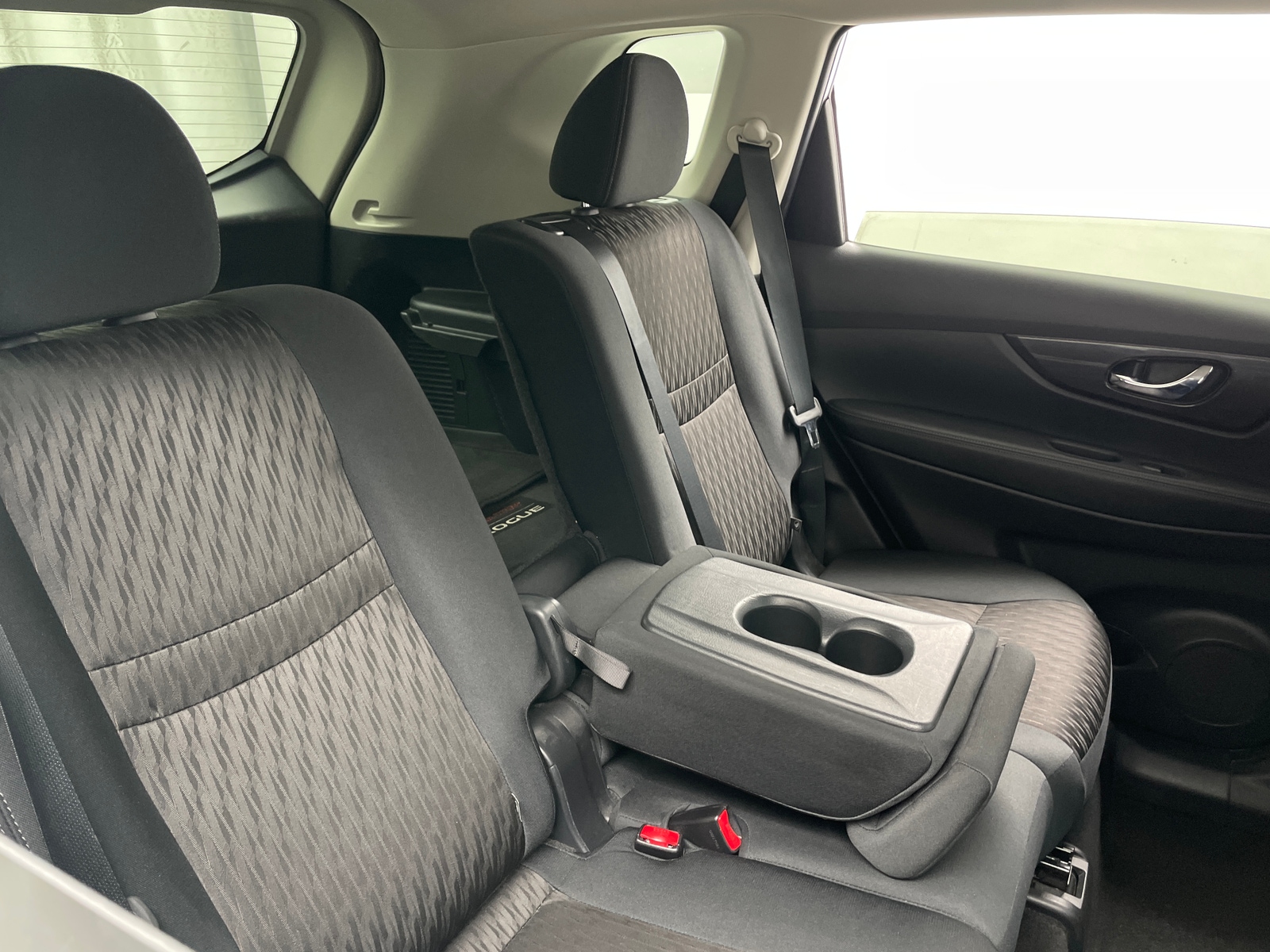 Thumbnail: 2018 Nissan Rogue - 6