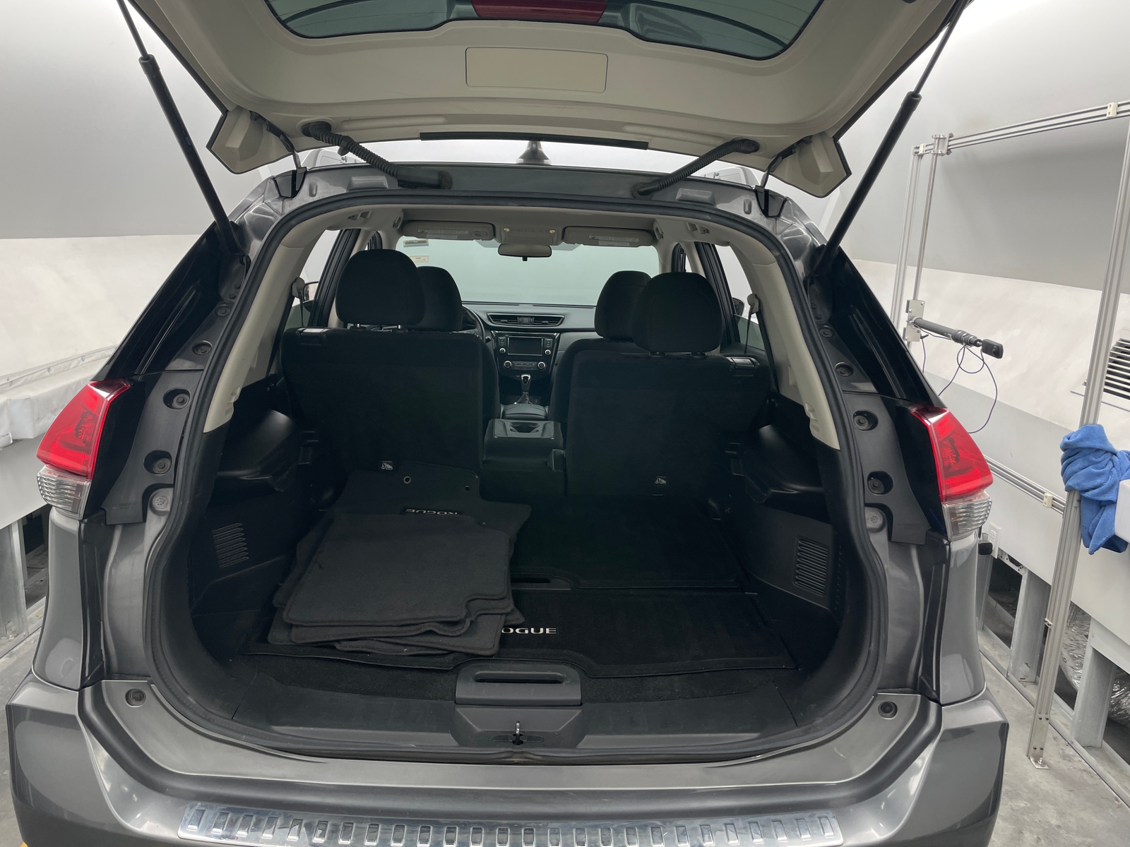 Thumbnail: 2018 Nissan Rogue - 7