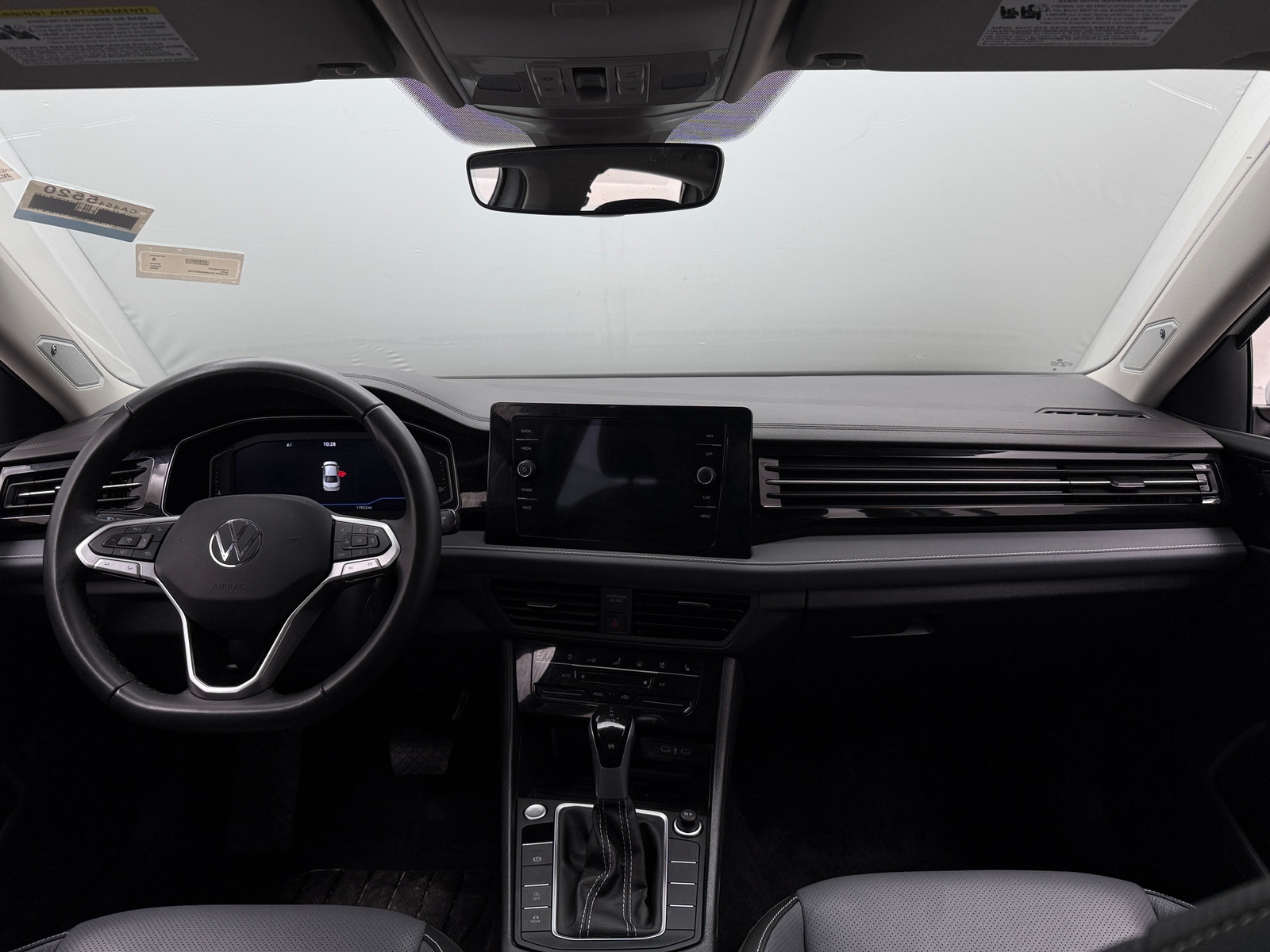 Thumbnail: 2025 Volkswagen Jetta - 2