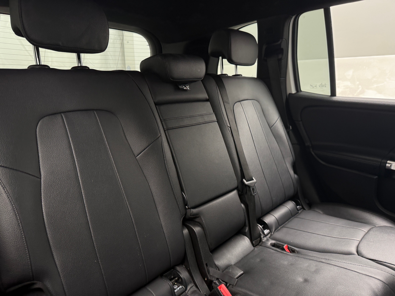 Thumbnail: 2020 Mercedes-Benz GLB - 5