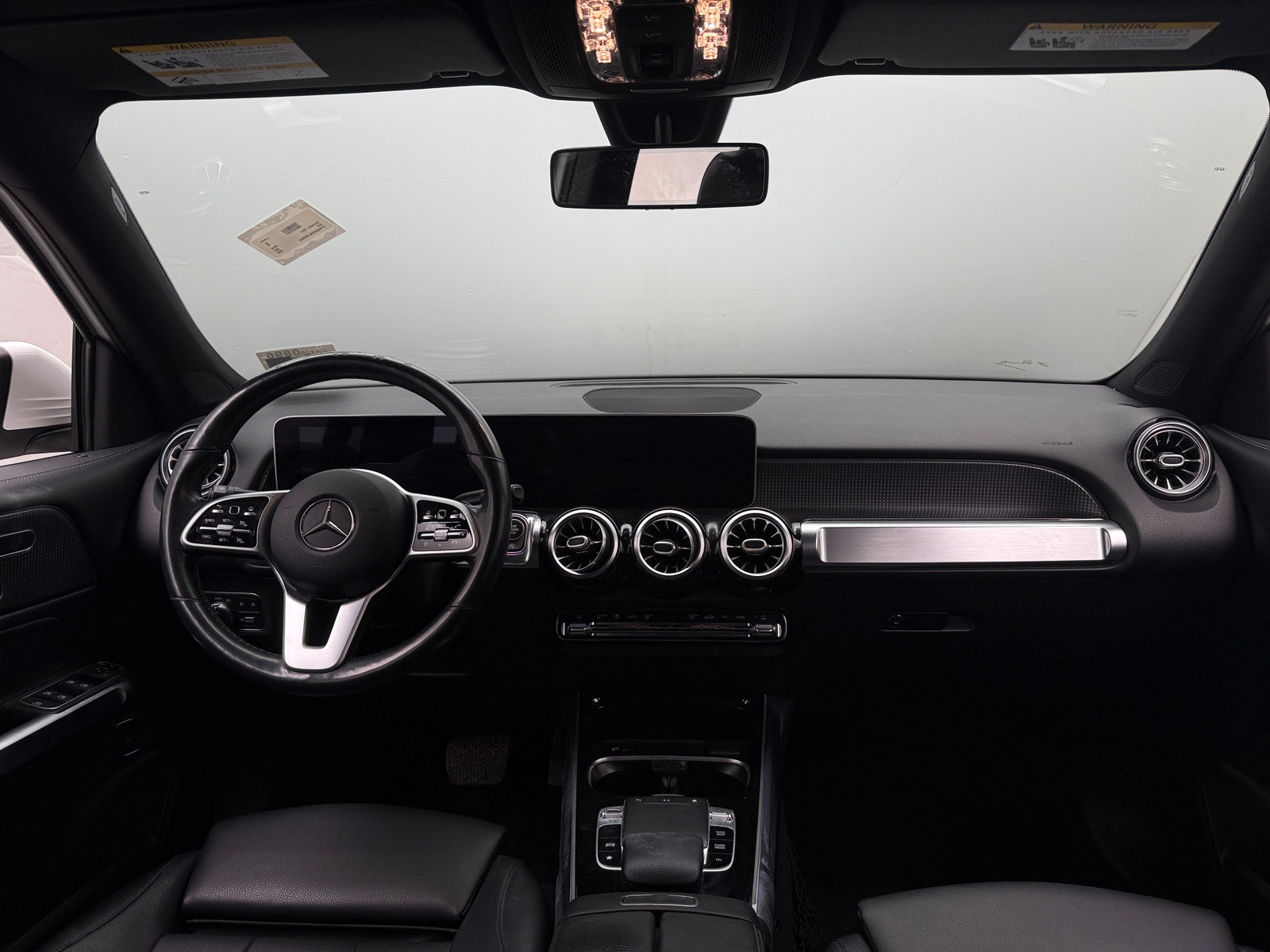 Thumbnail: 2020 Mercedes-Benz GLB - 2