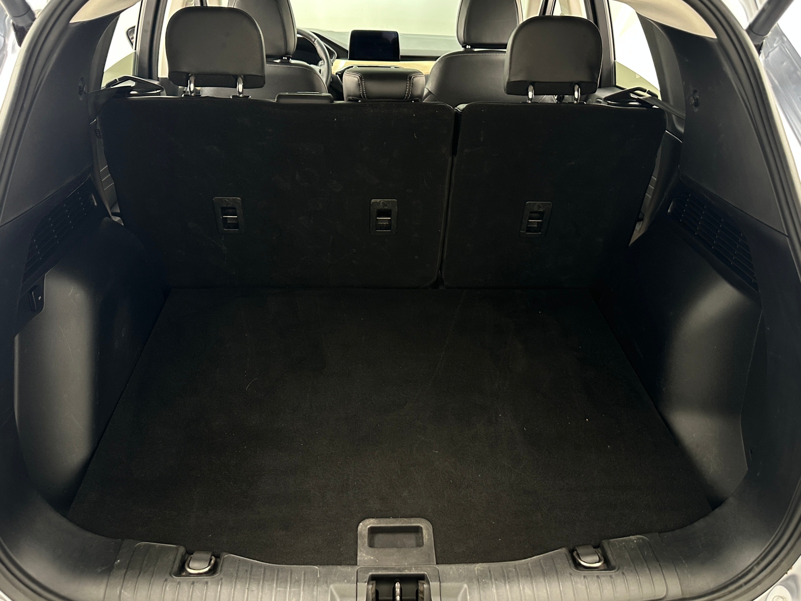 Thumbnail: 2022 Ford Escape - 6