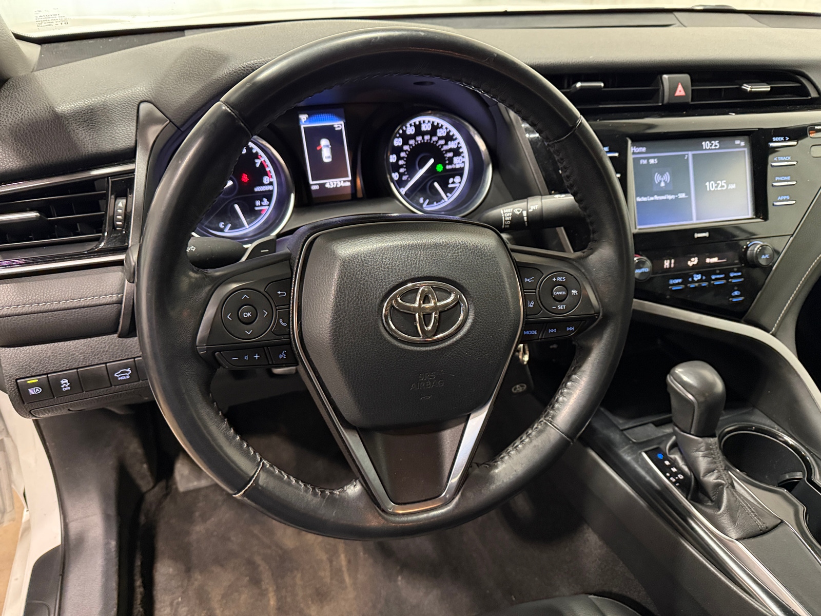 Thumbnail: 2020 Toyota Camry - 5