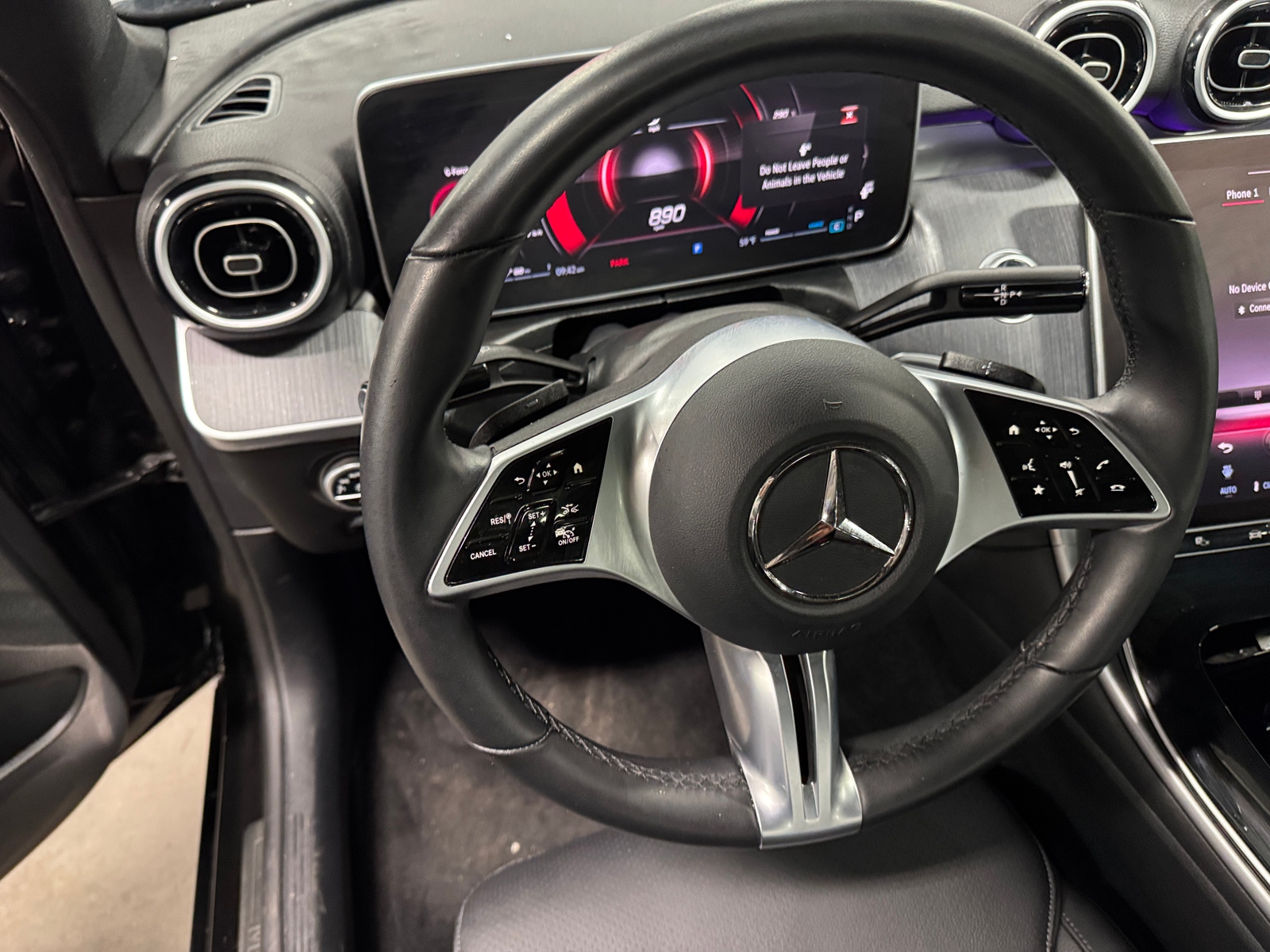 Thumbnail: 2025 Mercedes-Benz C-Class - 4