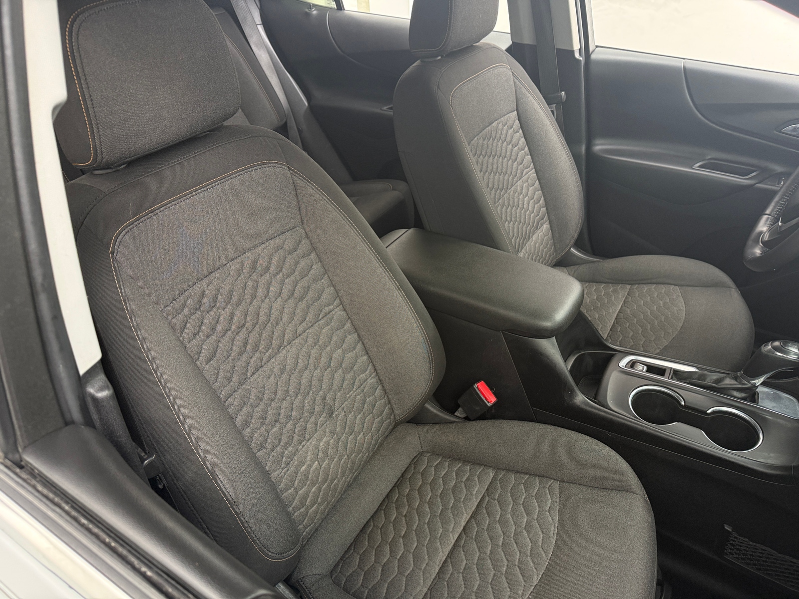 Thumbnail: 2018 Chevrolet Equinox - 2