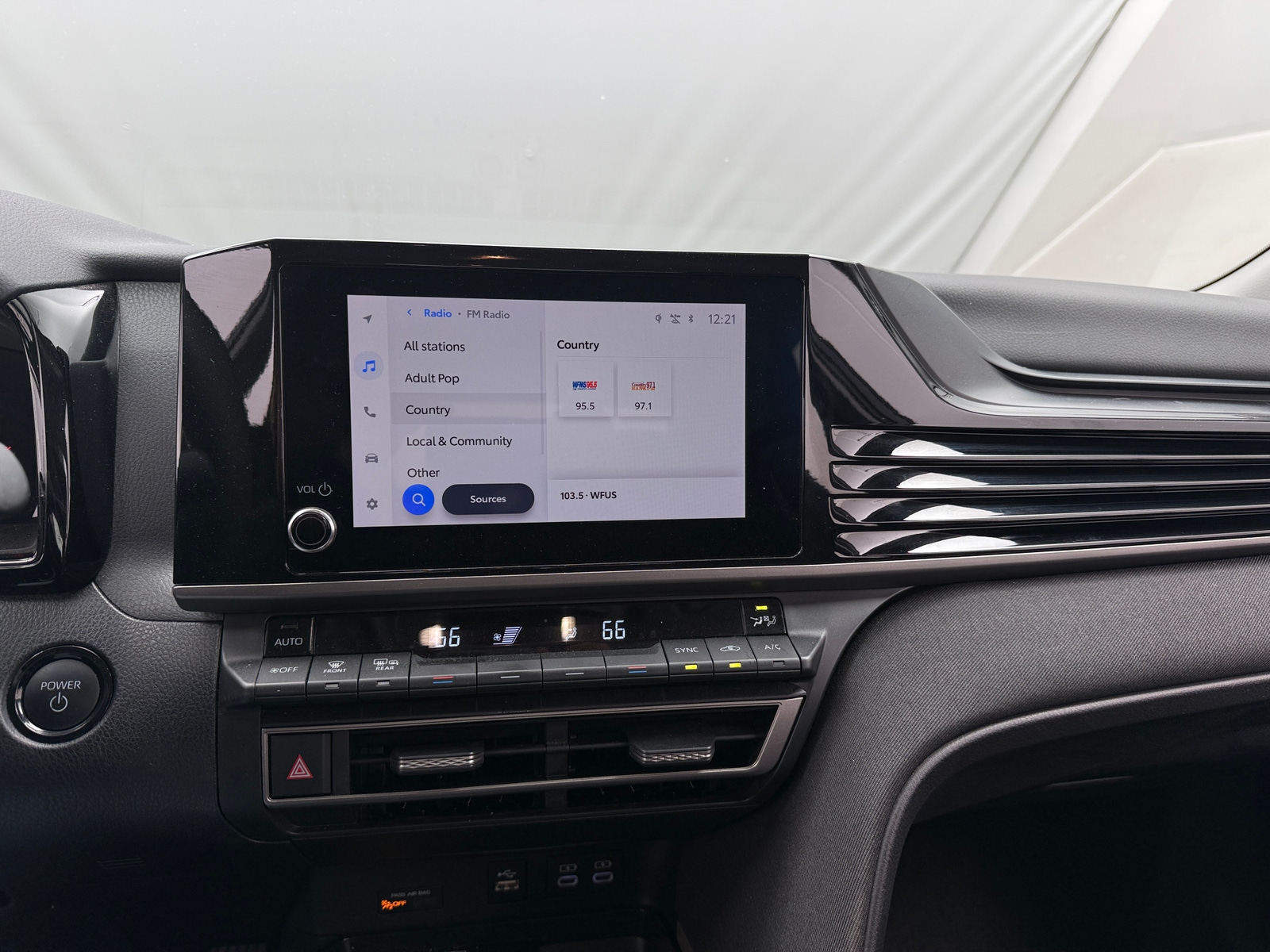 Thumbnail: 2025 Toyota Camry - 4