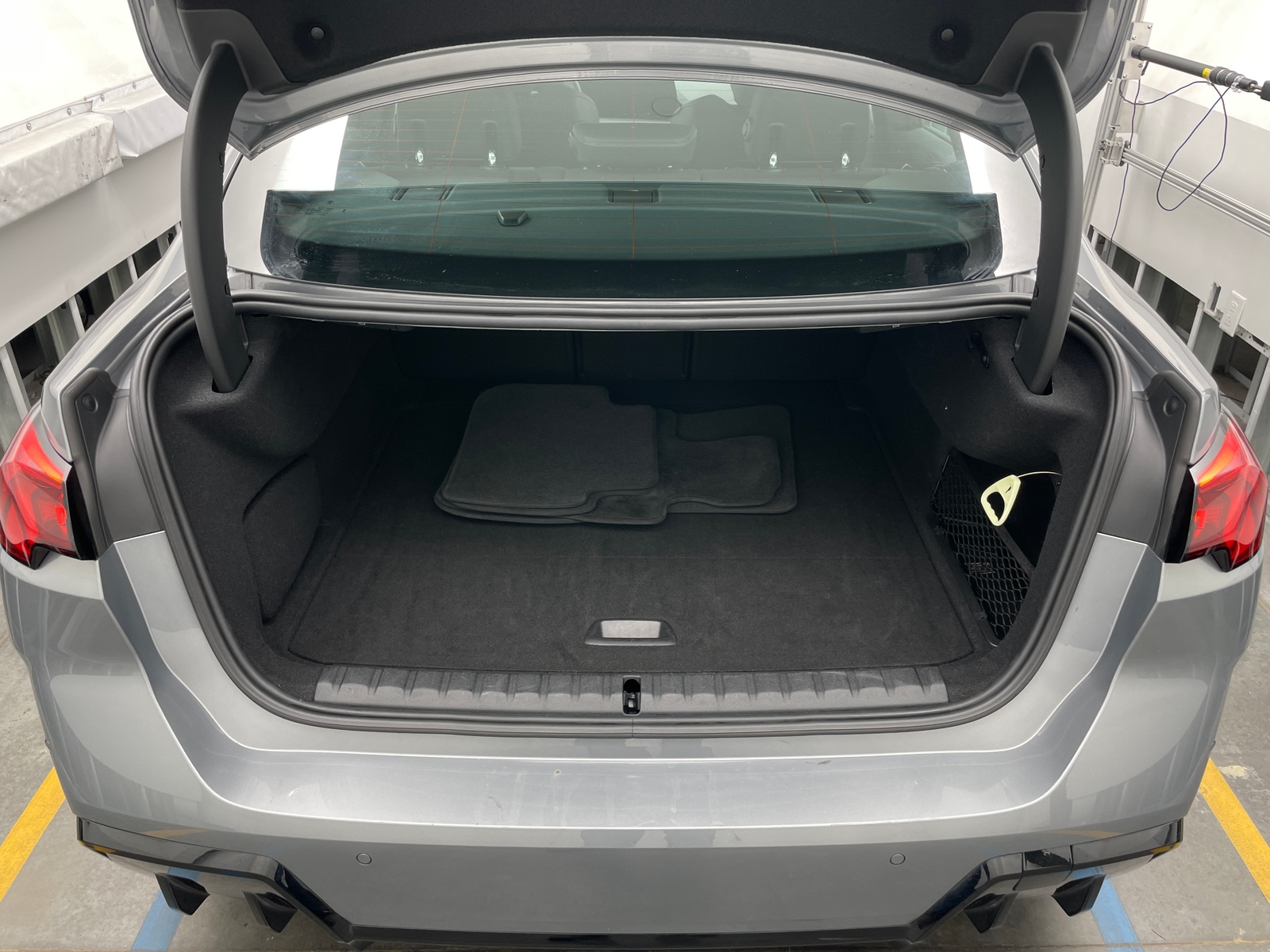 Thumbnail: 2025 BMW 2 Series - 6