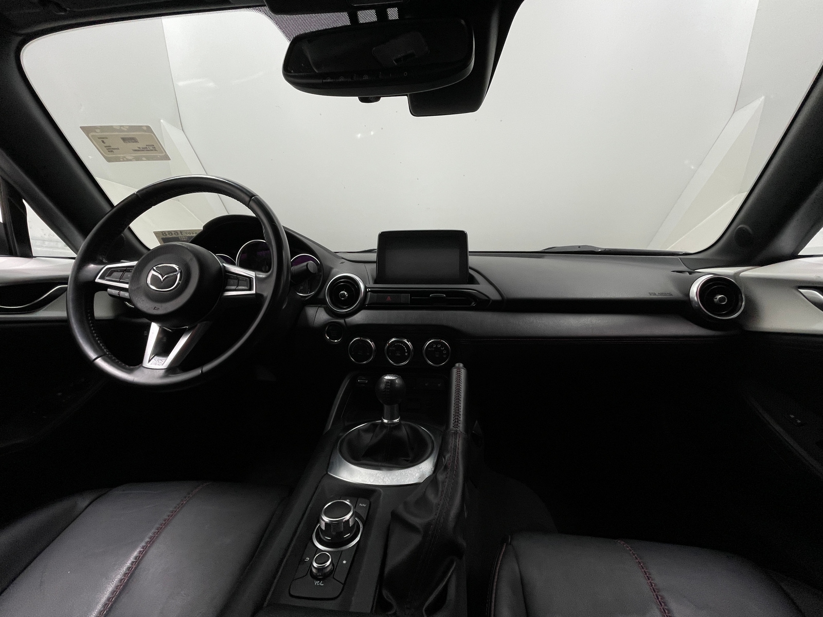 Thumbnail: 2019 Mazda MX-5 Miata - 2