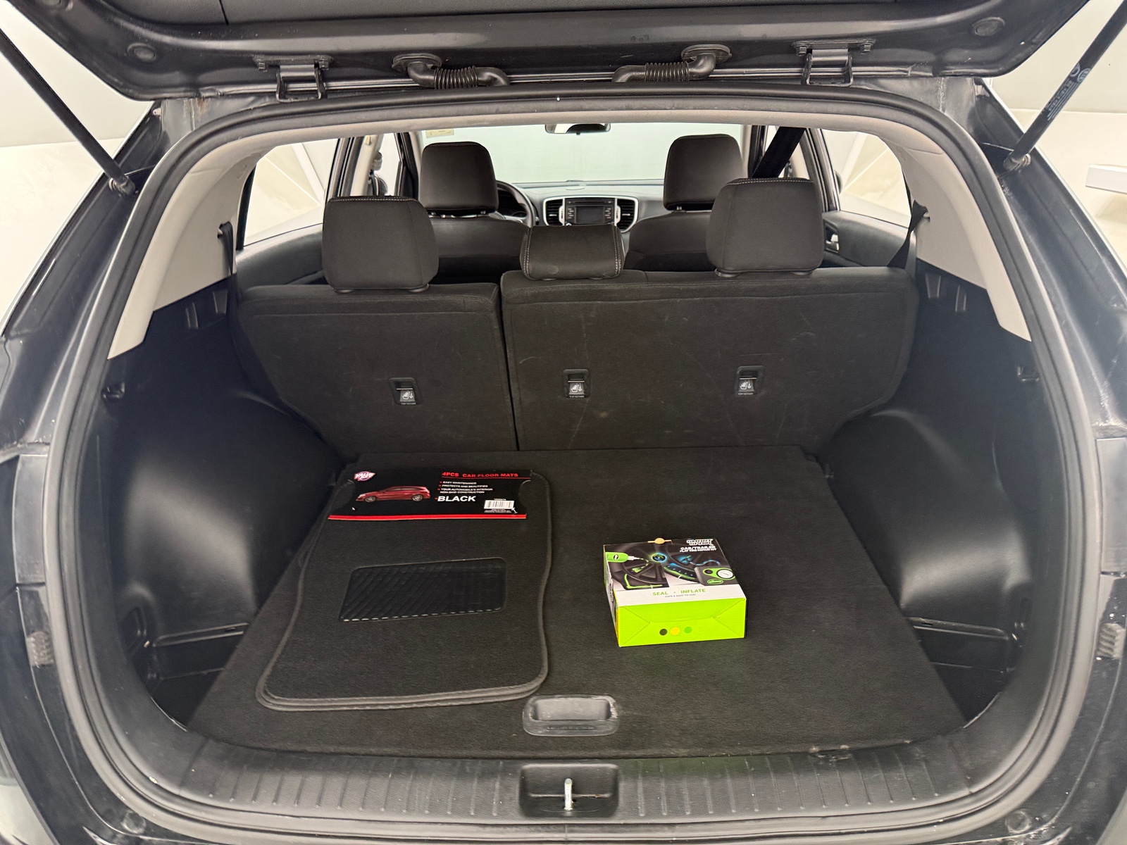 Thumbnail: 2019 Kia Sportage - 7