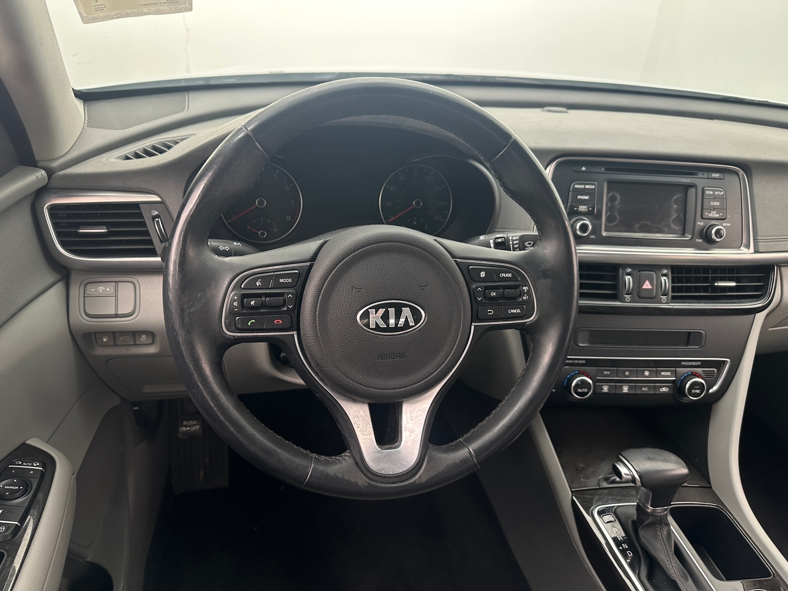 Thumbnail: 2016 Kia Optima - 5