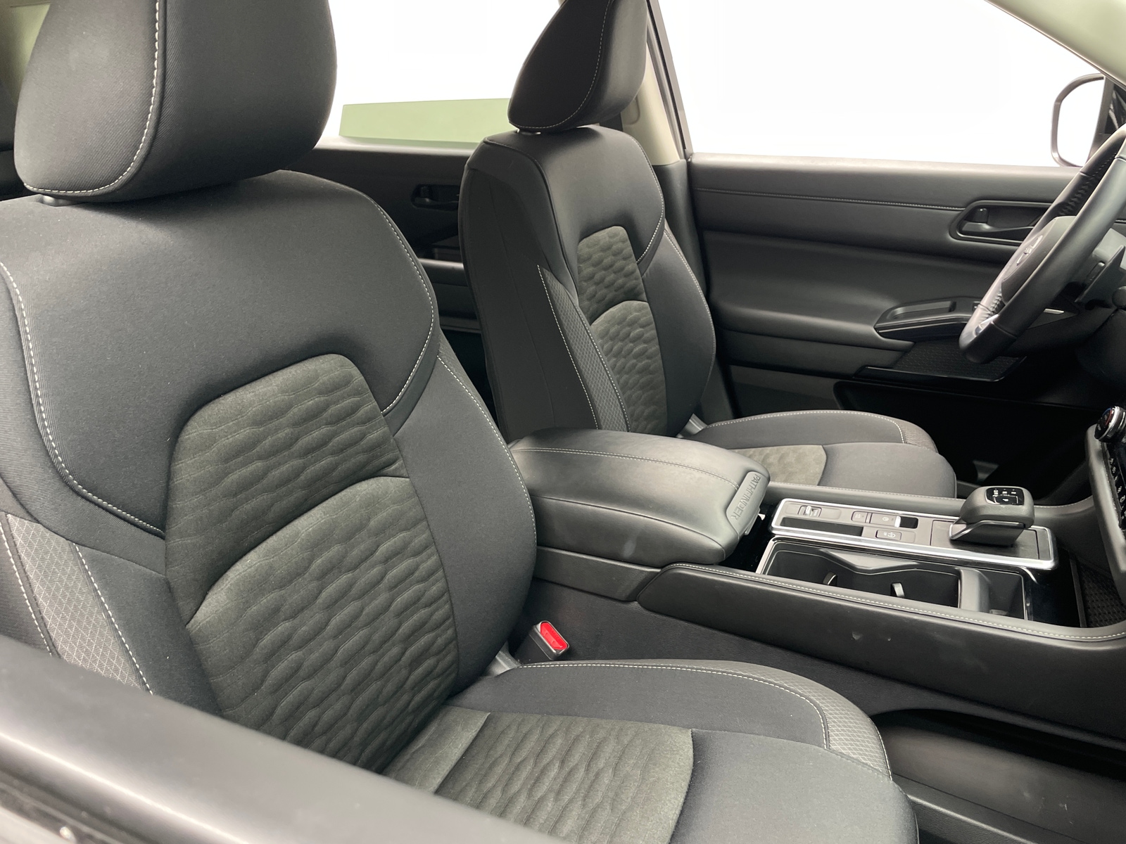 Thumbnail: 2025 Nissan Pathfinder - 2