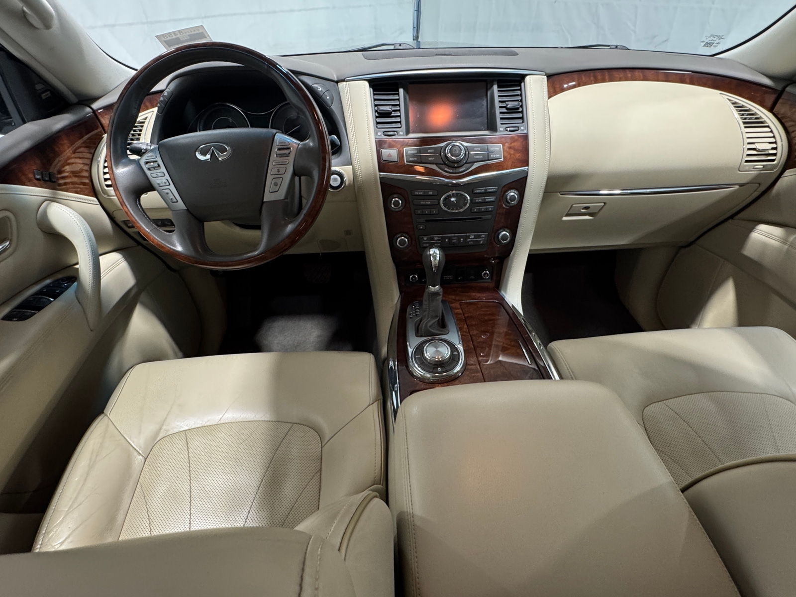 Thumbnail: 2017 INFINITI QX80 - 2