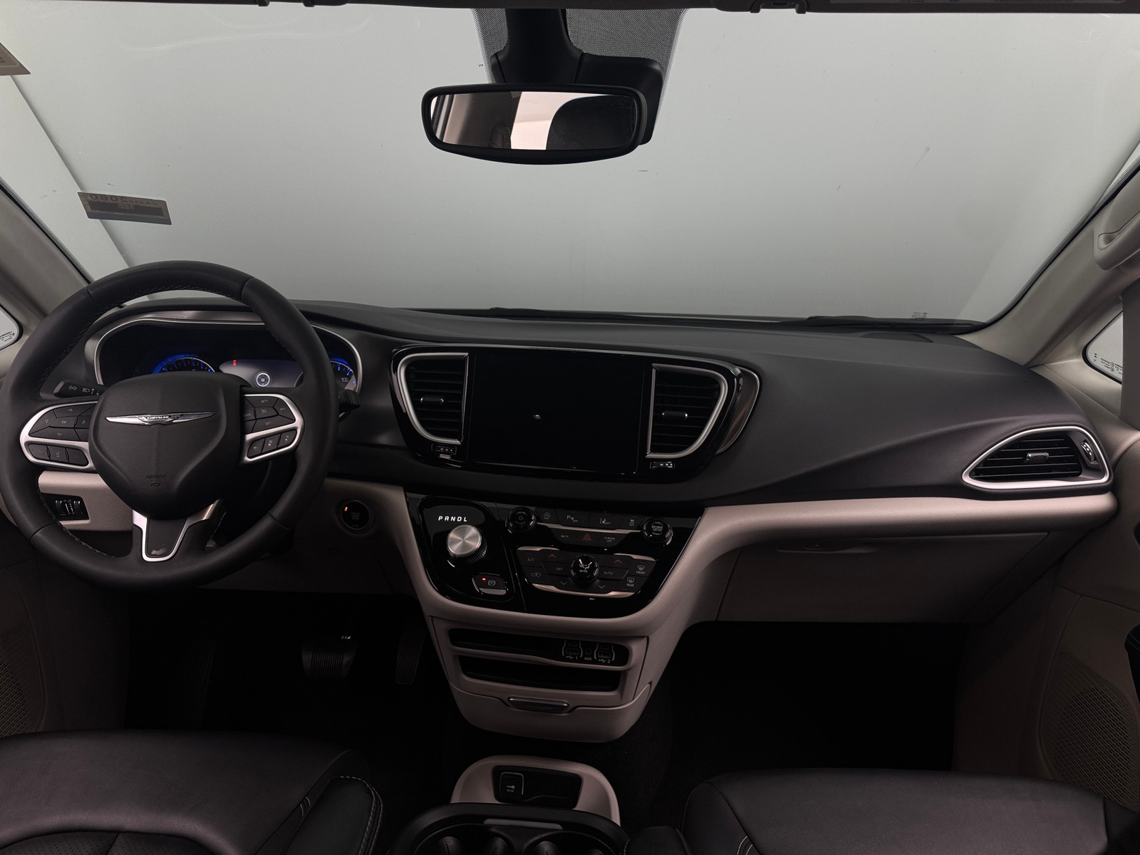 Thumbnail: 2024 Chrysler Pacifica - 2