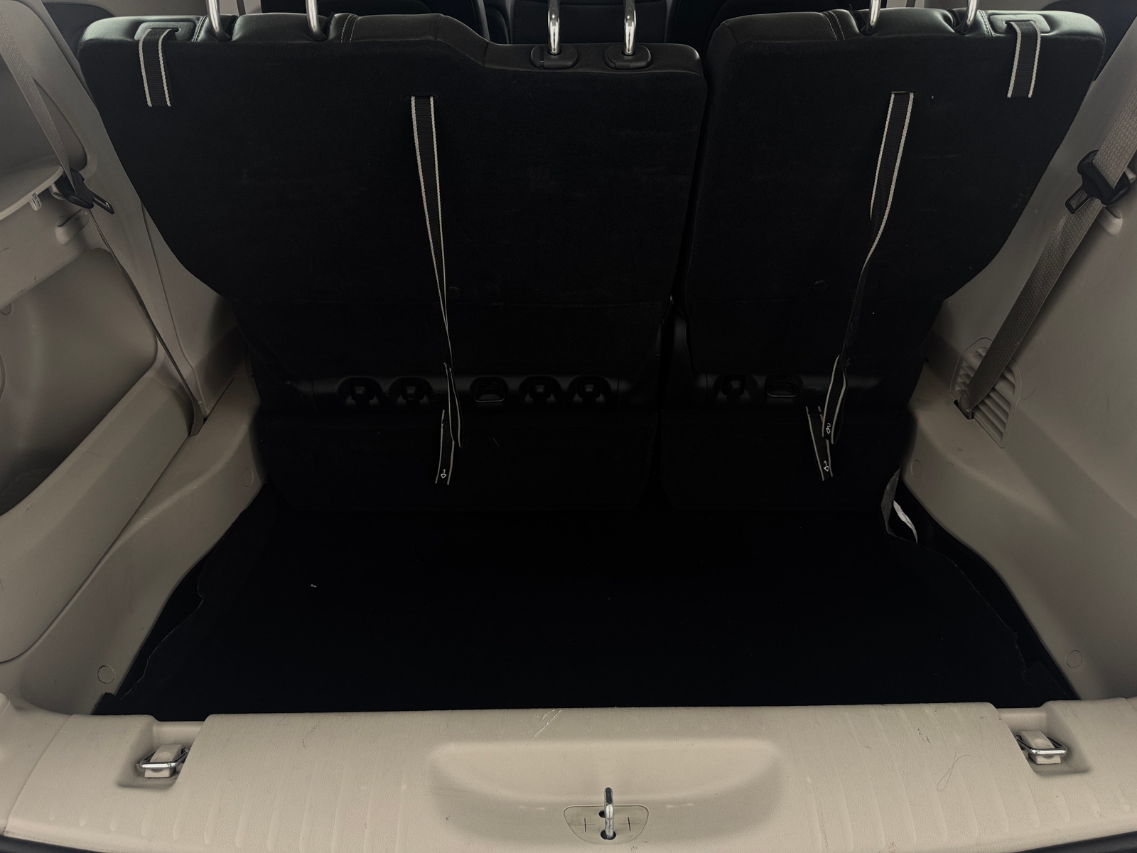 Thumbnail: 2024 Chrysler Pacifica - 6