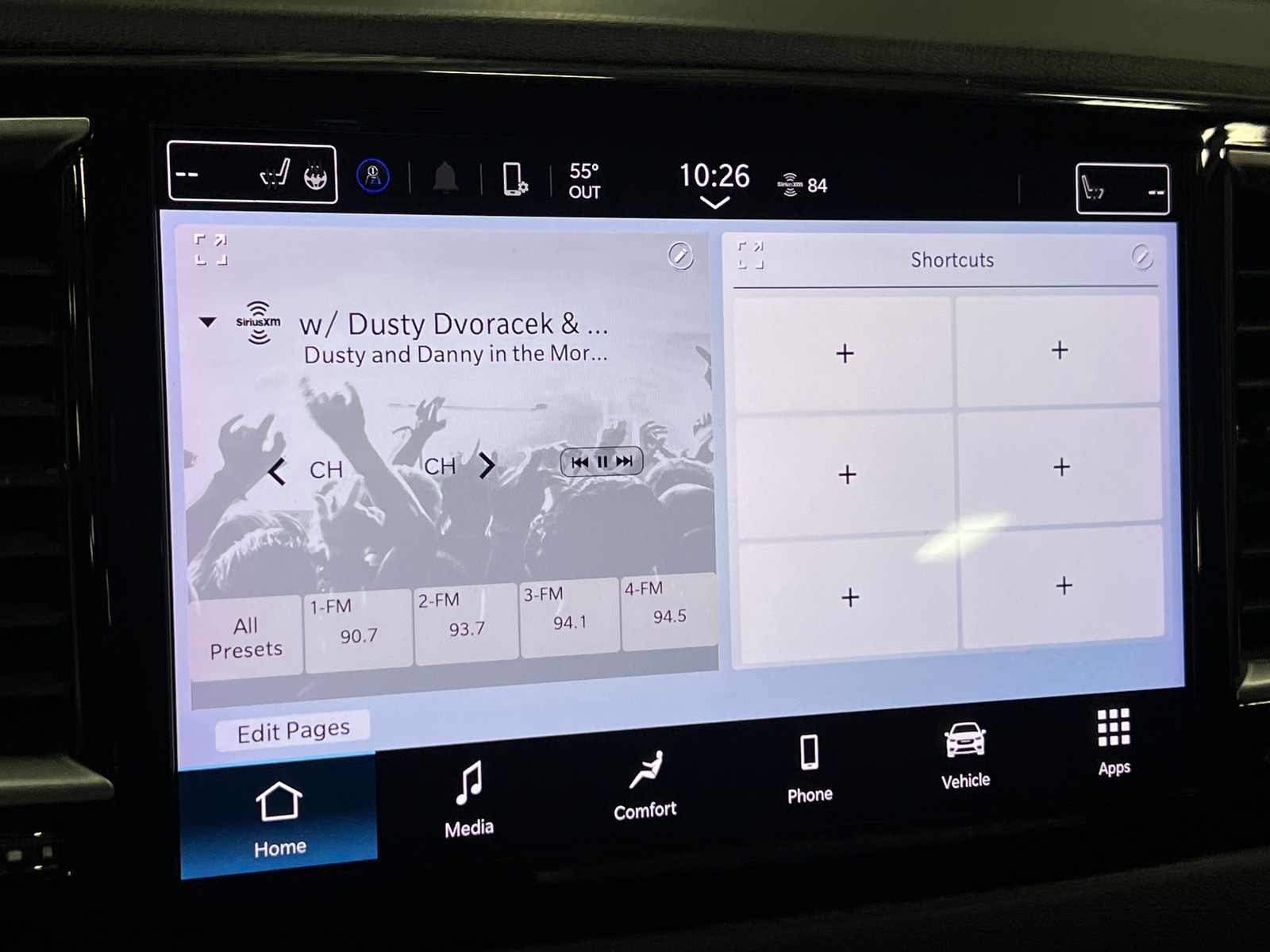 Thumbnail: 2024 Chrysler Pacifica - 3