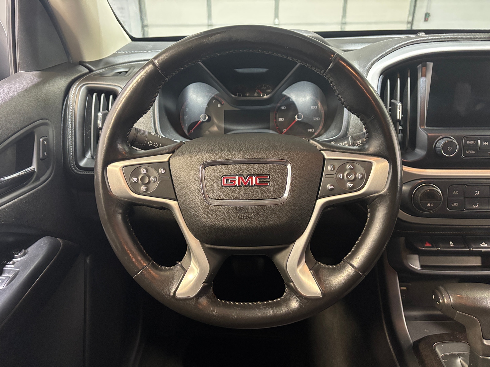 Thumbnail: 2016 GMC Canyon - 5