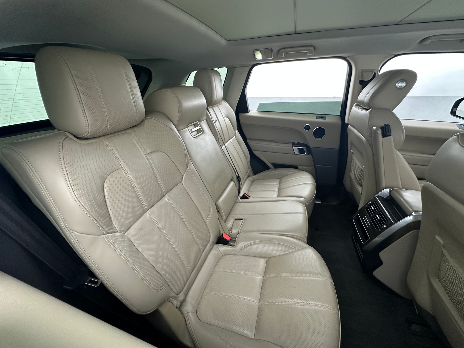 Thumbnail: 2017 Land Rover Range Rover Sport - 5