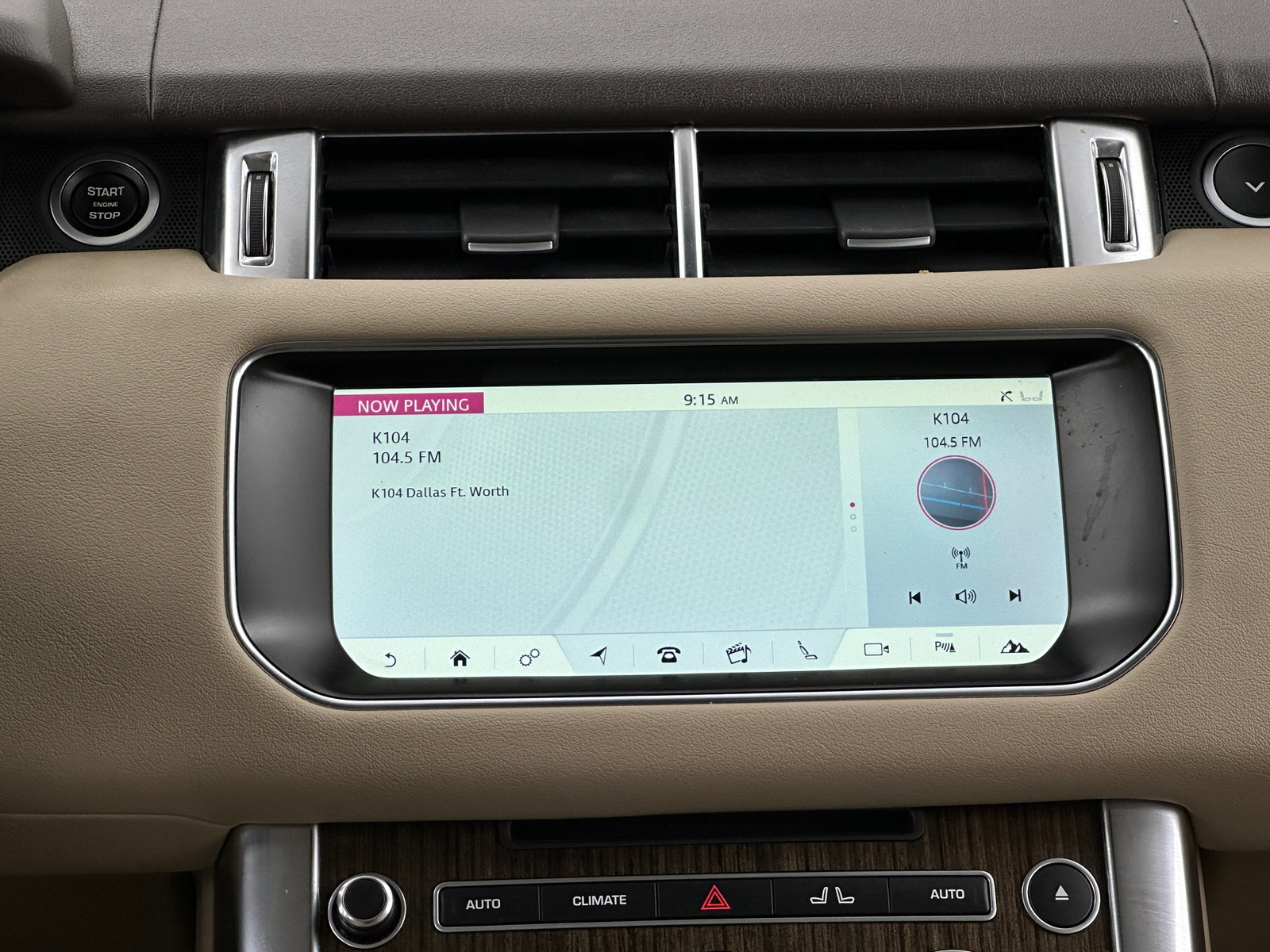 Thumbnail: 2017 Land Rover Range Rover Sport - 3