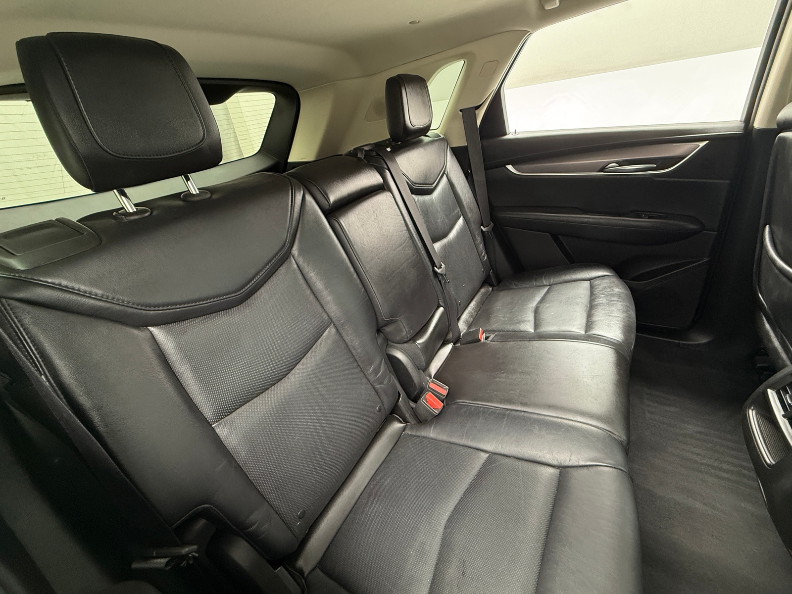 Thumbnail: 2017 Cadillac XT5 - 5